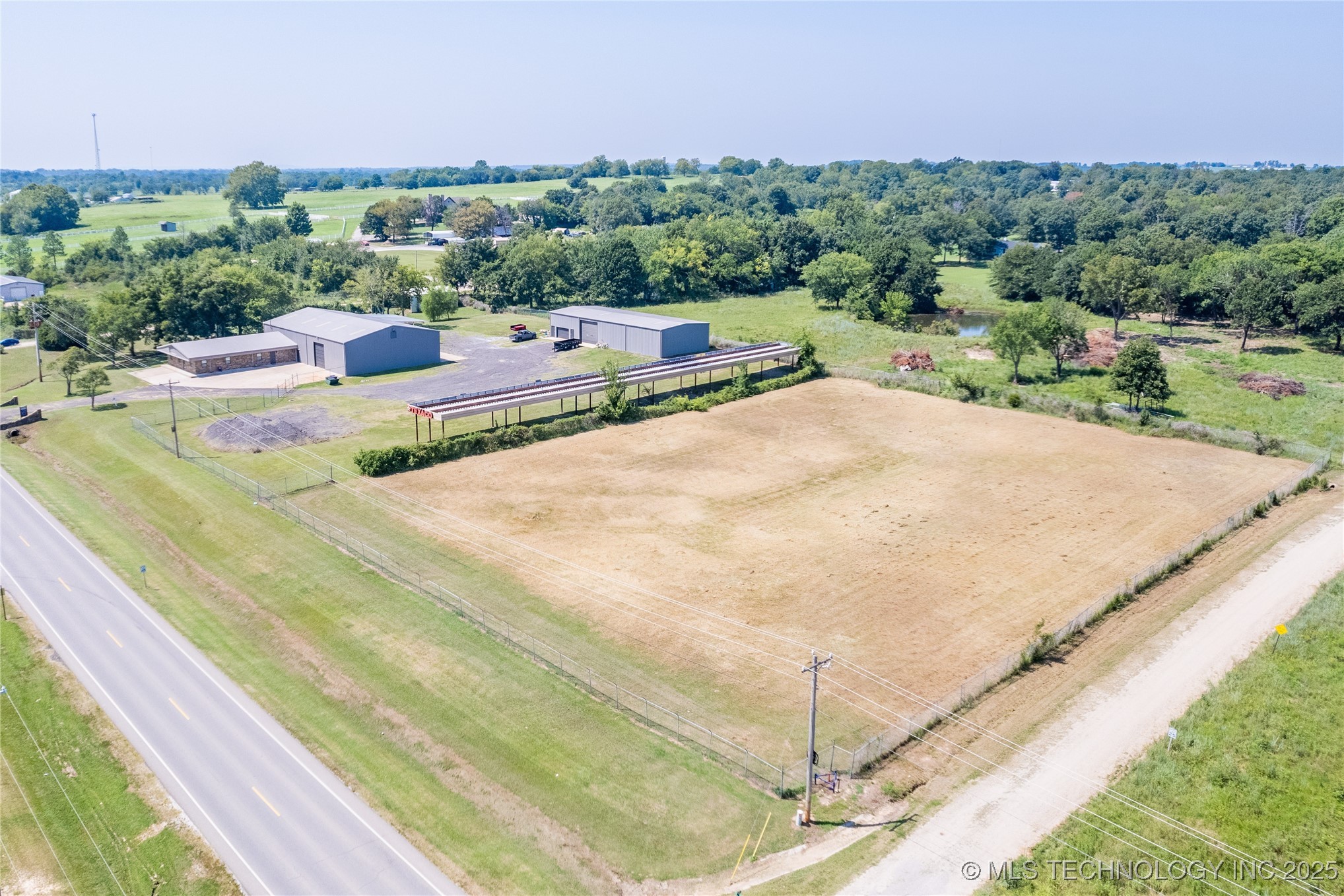 420333 Texanna Road Property Photo 7