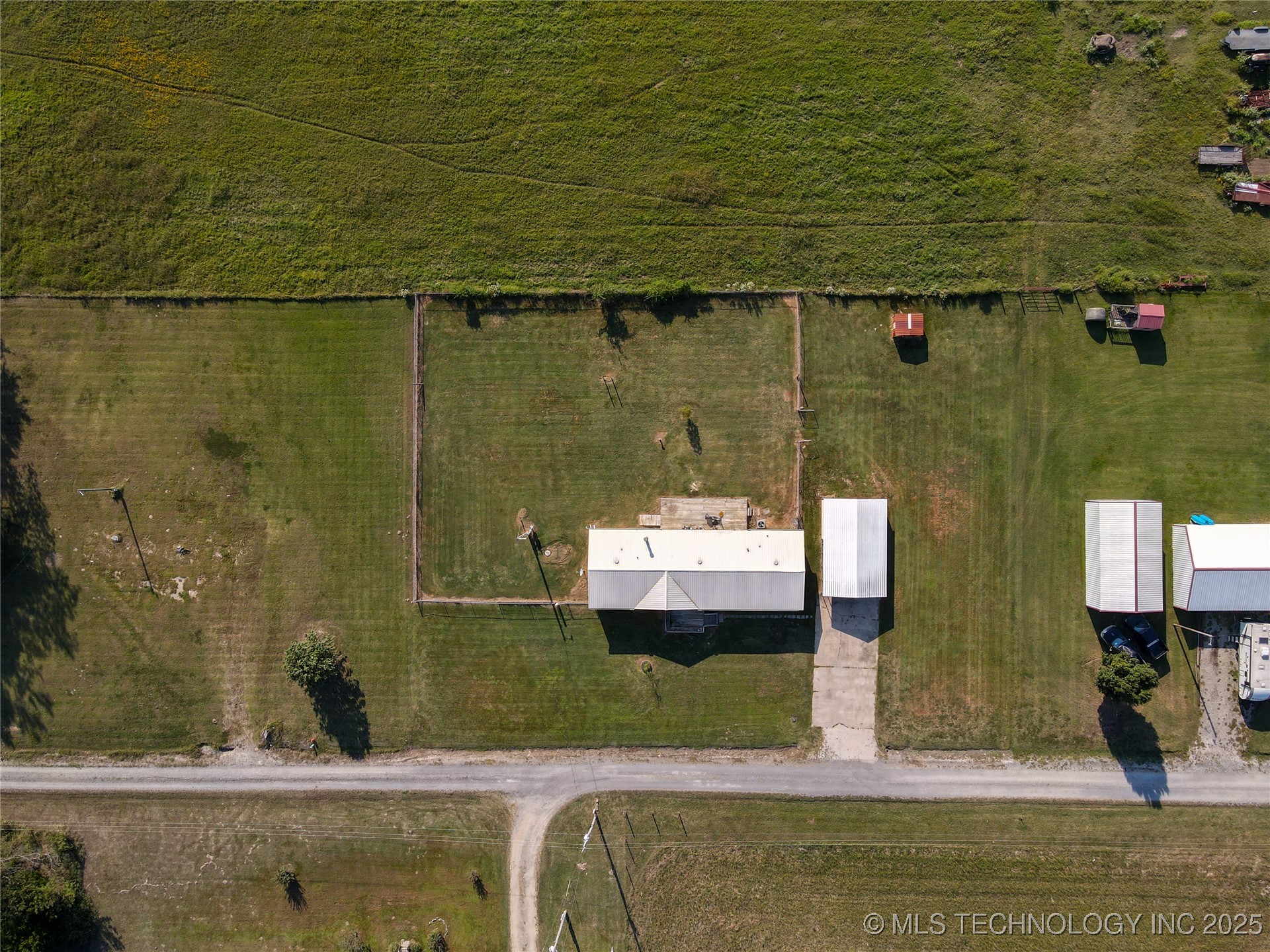 850 Pecan Lane Property Photo 31