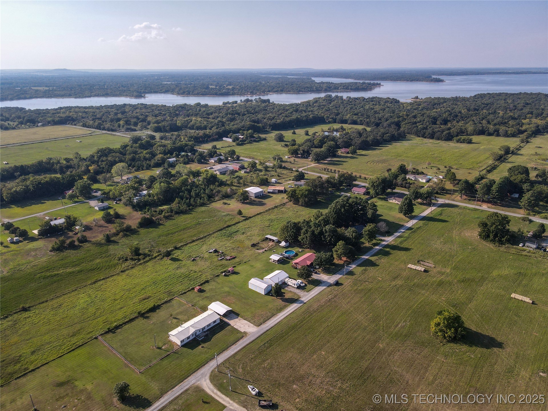 850 Pecan Lane Property Photo 32