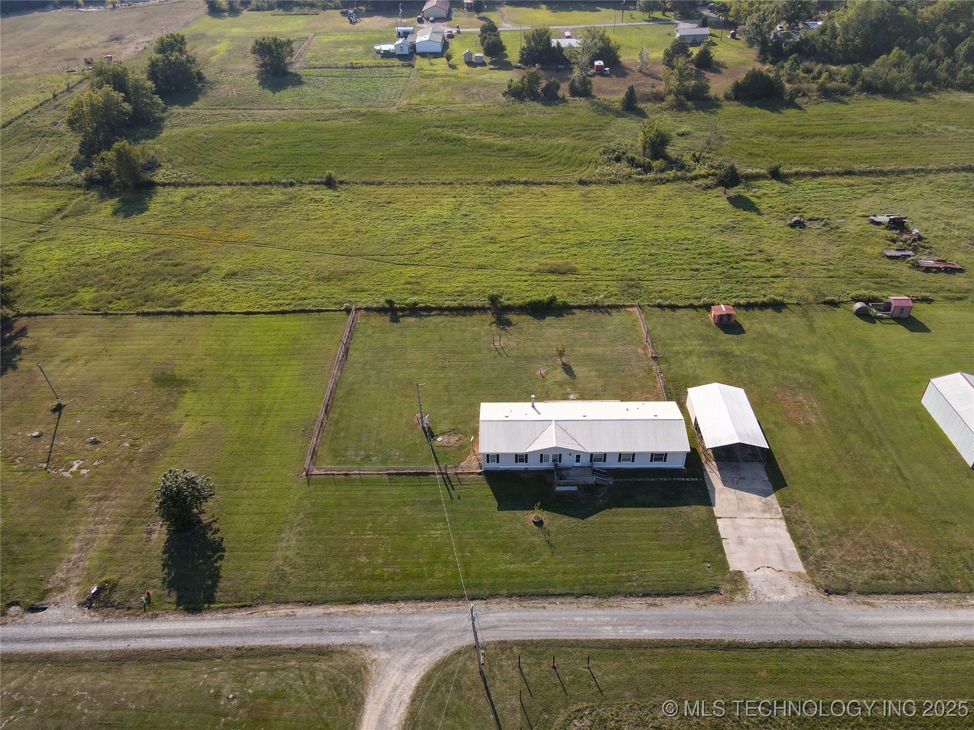 850 Pecan Lane Property Photo 33