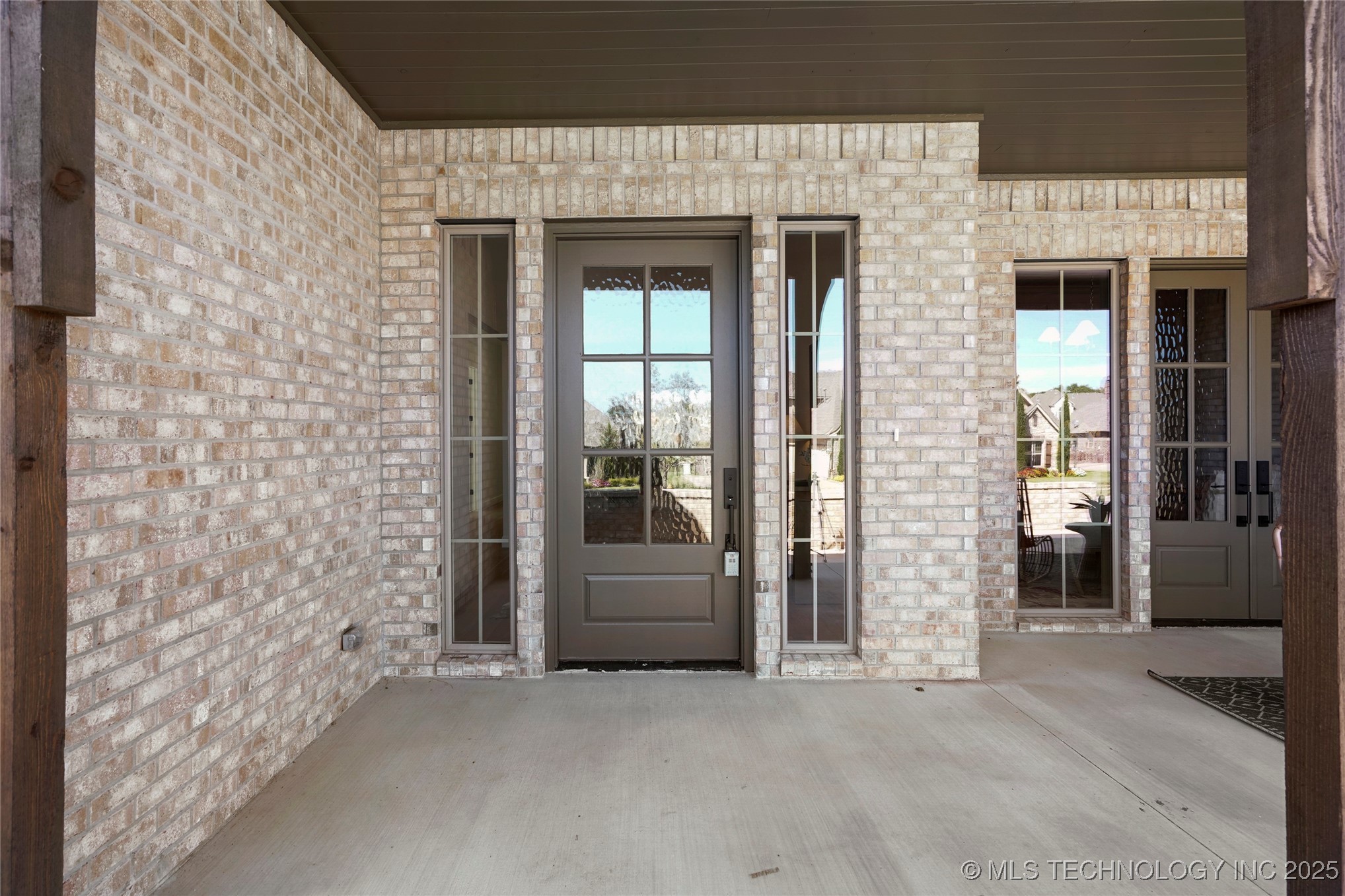 7508 S 5th Street Property Photo 6