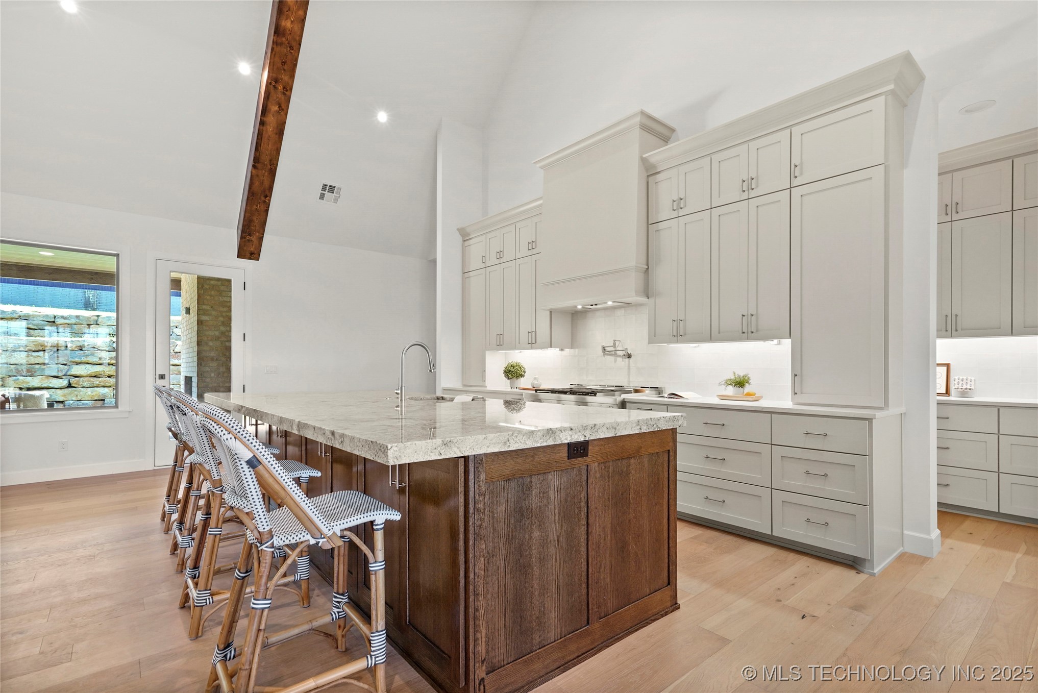 7508 S 5th Street Property Photo 15