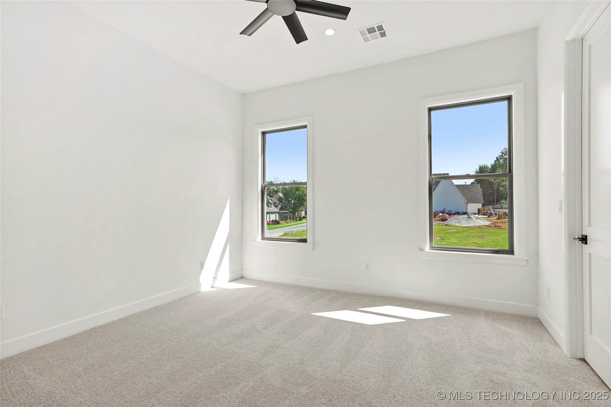 7508 S 5th Street Property Photo 33