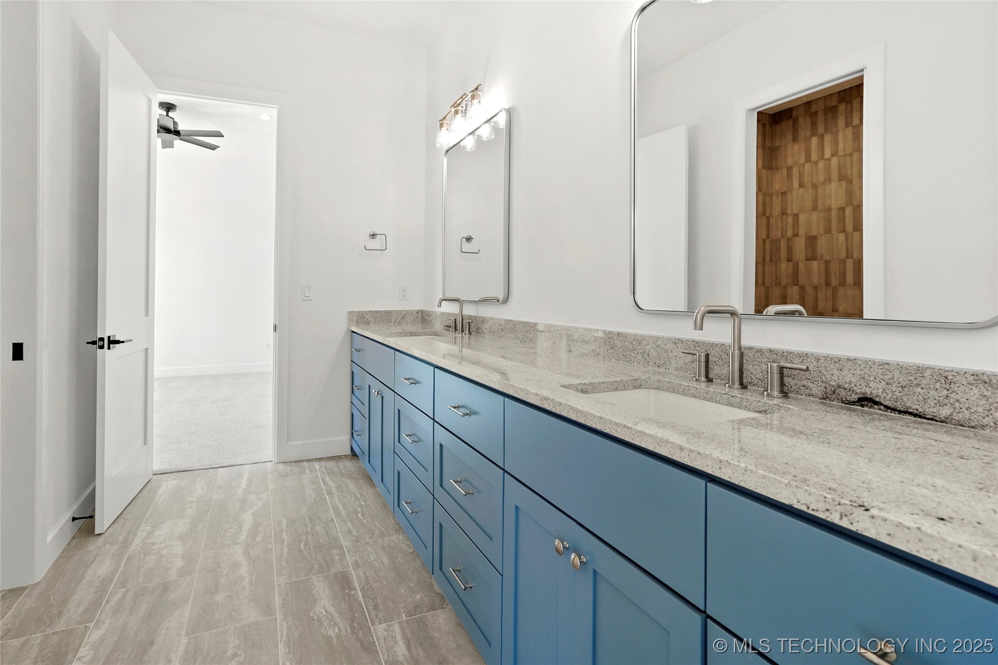 7508 S 5th Street Property Photo 35