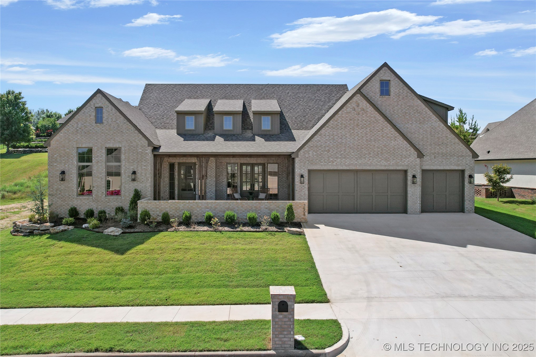 7508 S 5th Street Property Photo 45