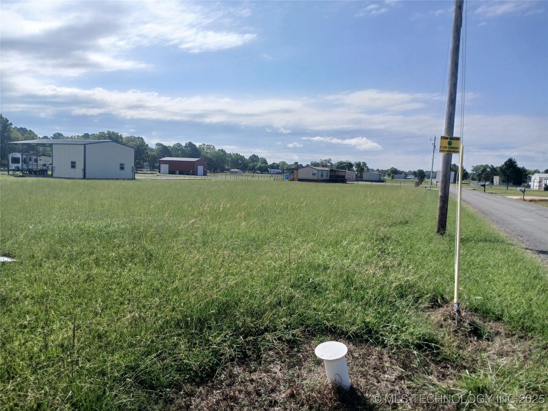 Lake Drive Property Photo 3