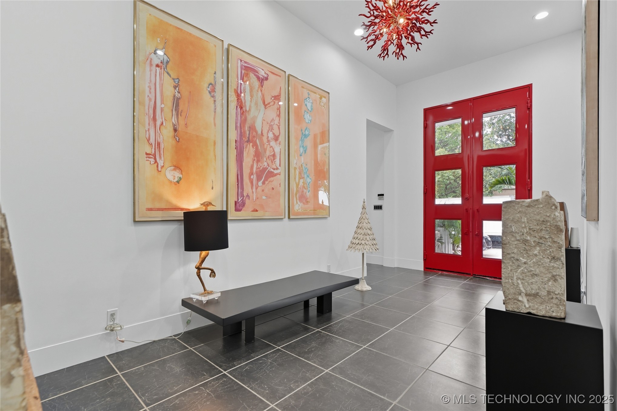 2440 E 47th Place Property Photo 13