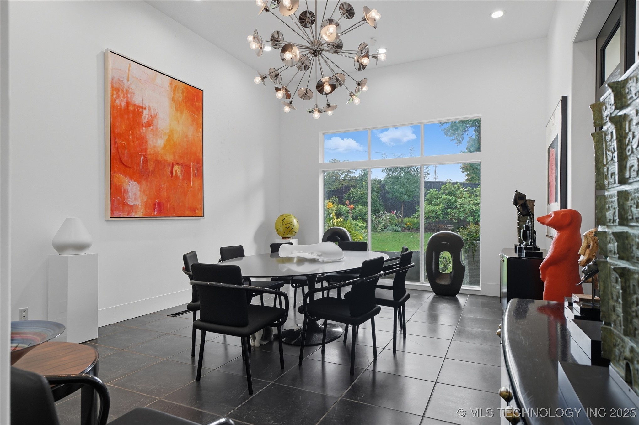 2440 E 47th Place Property Photo 16