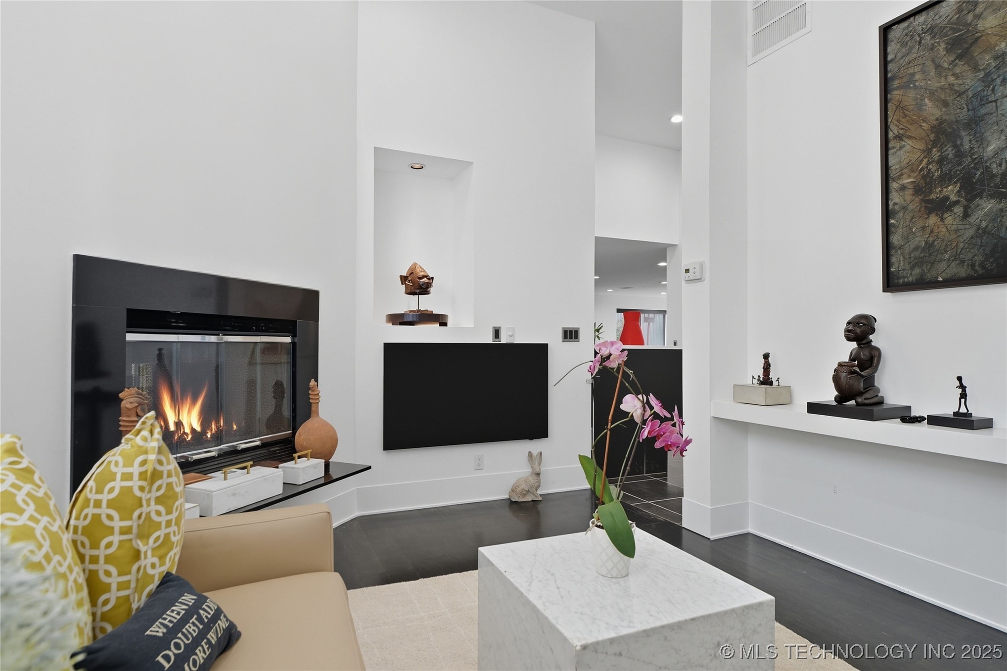 2440 E 47th Place Property Photo 24