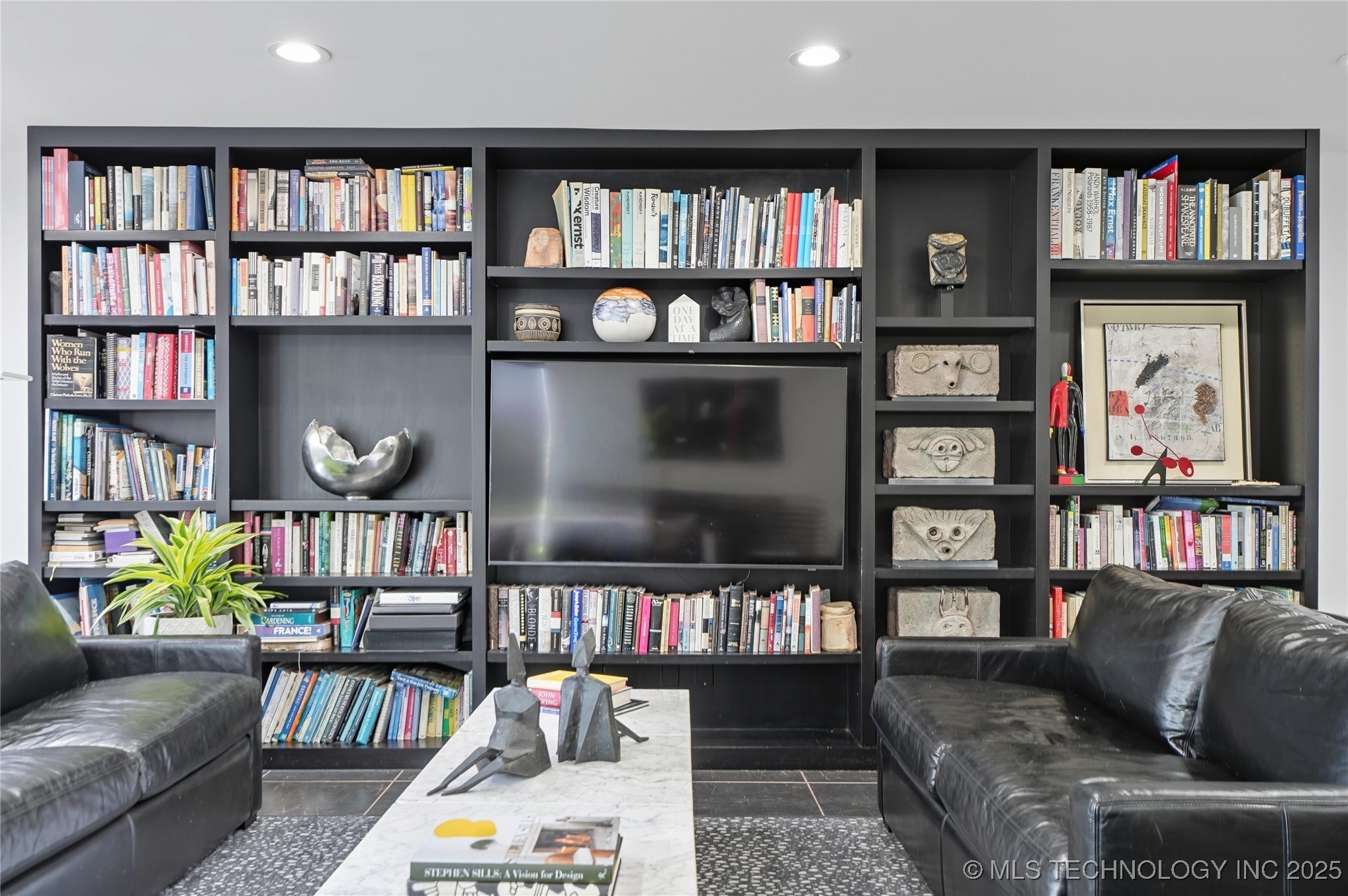 2440 E 47th Place Property Photo 27