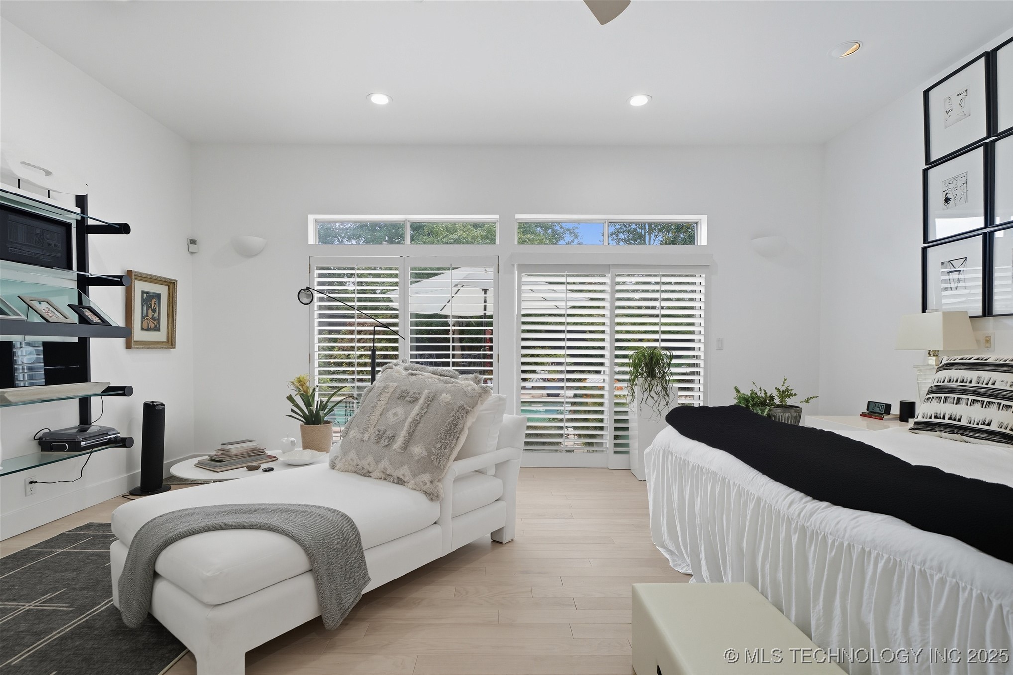 2440 E 47th Place Property Photo 41