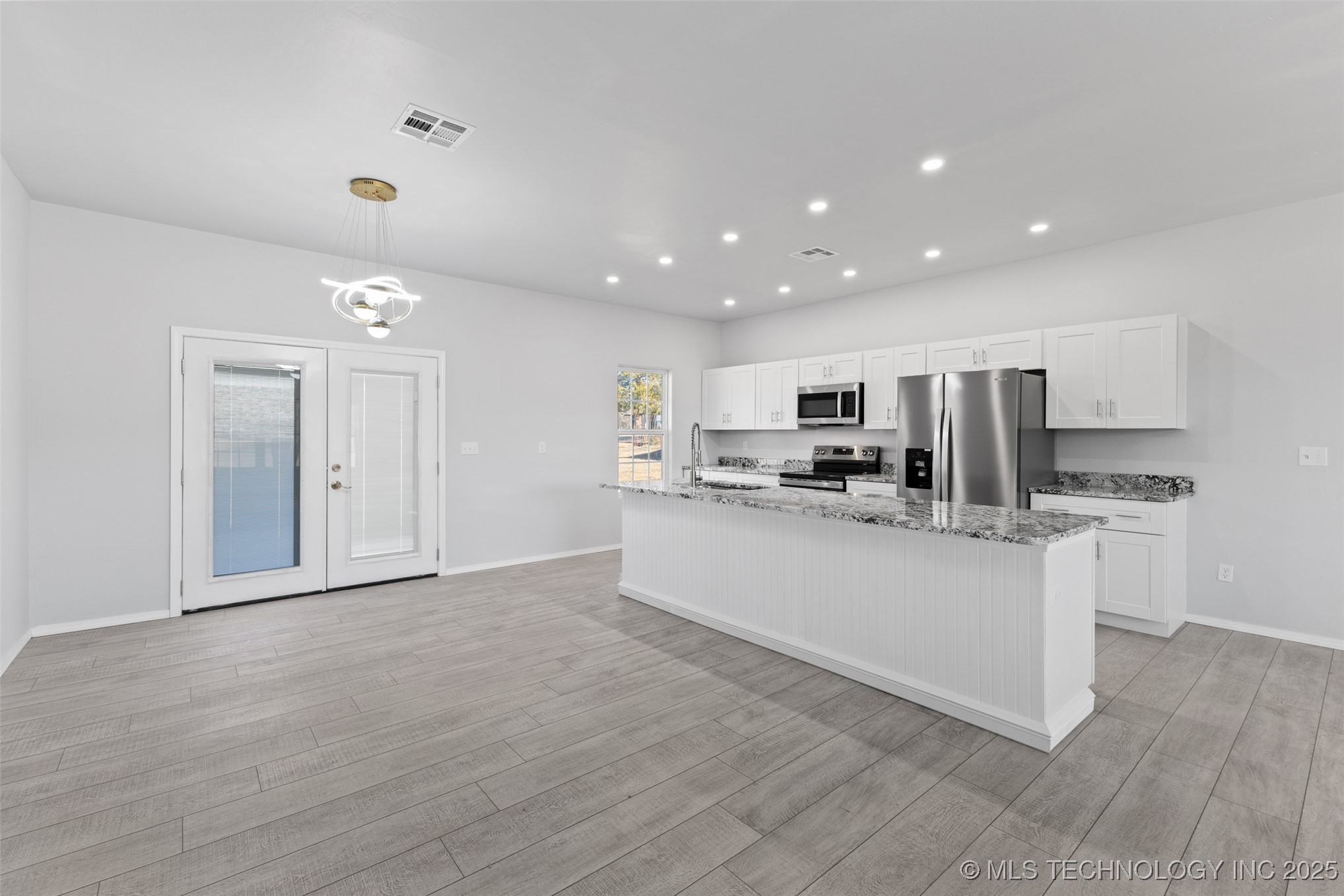 18990 County Road 1570 Property Photo 8