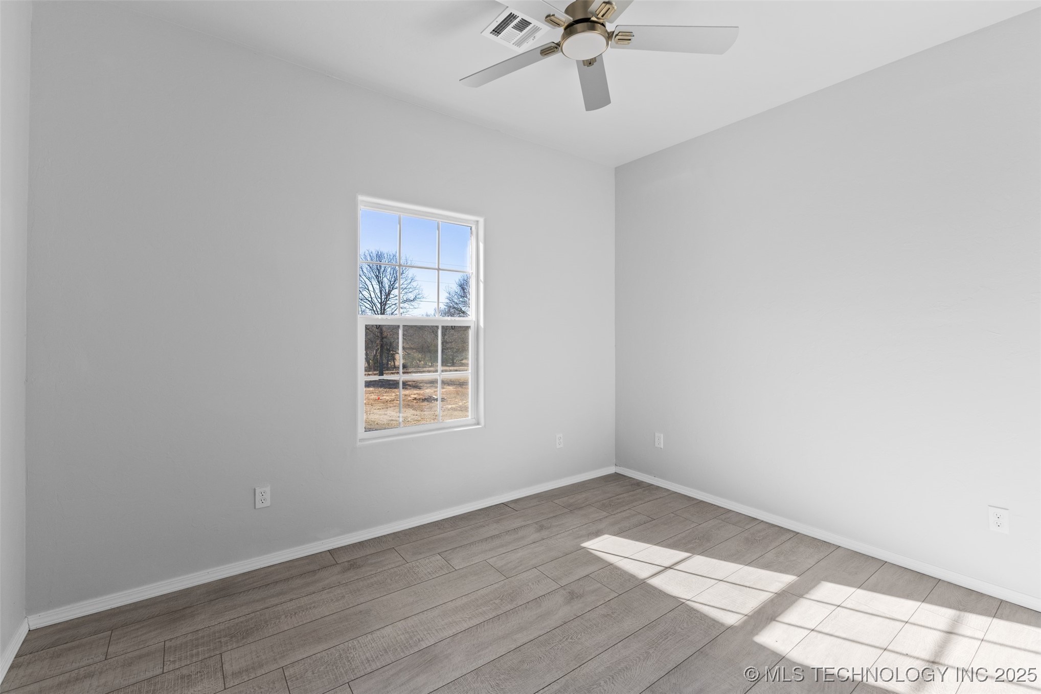 18990 County Road 1570 Property Photo 20