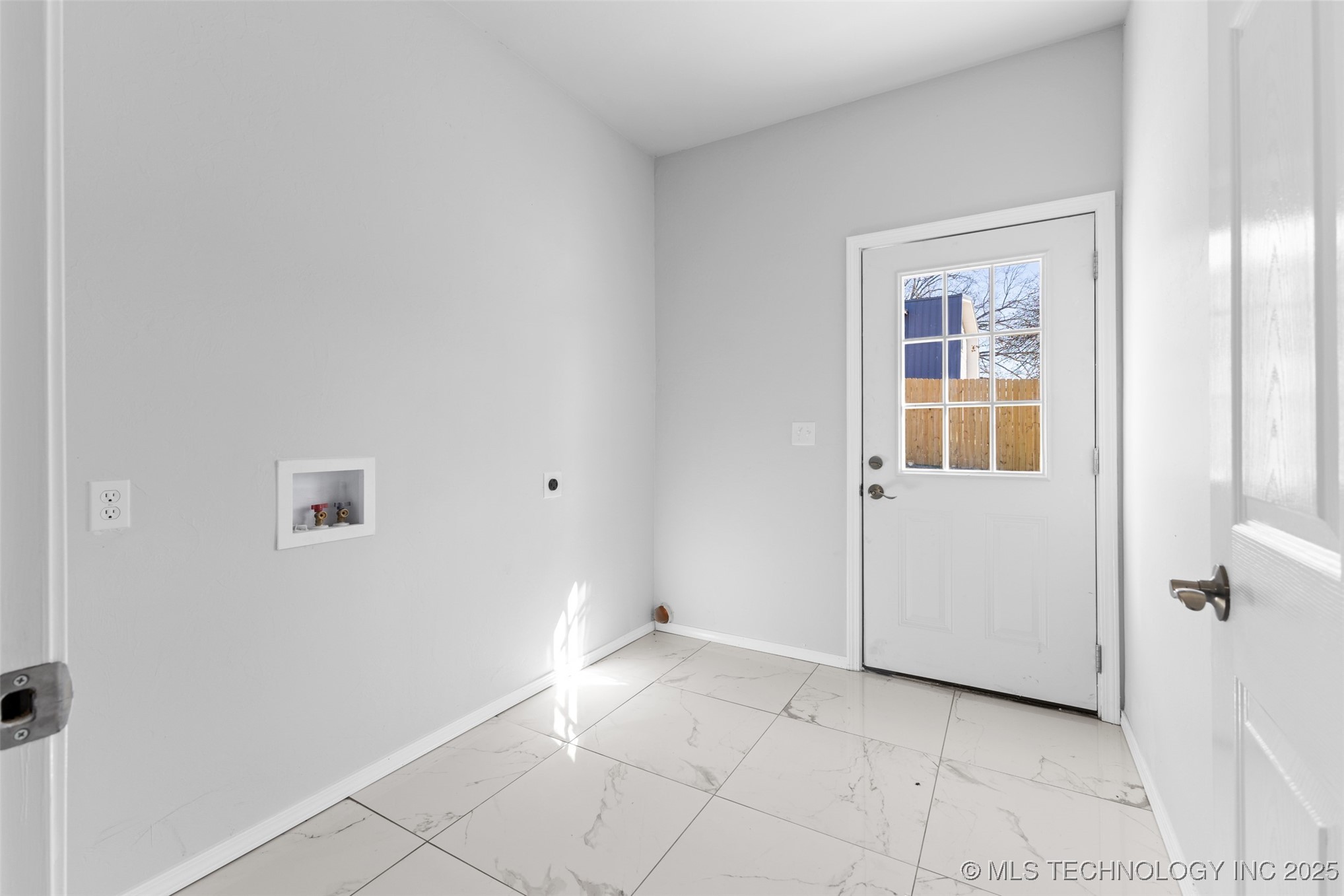 18990 County Road 1570 Property Photo 24