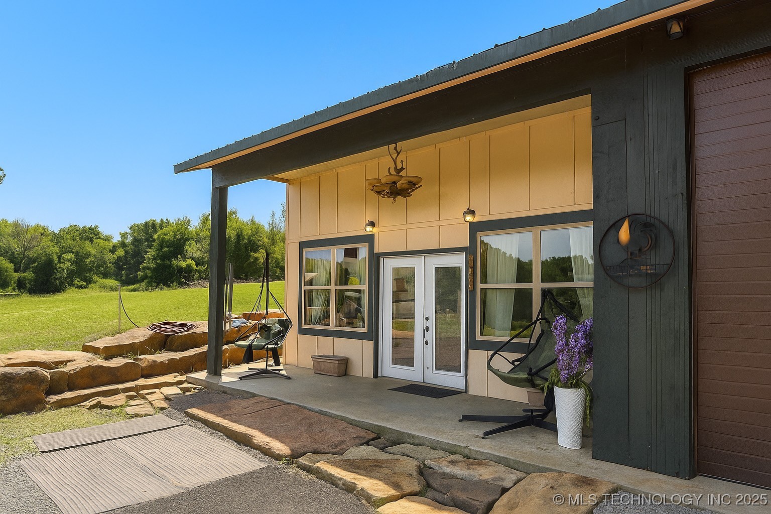 15522 E 370 Road Property Photo 3