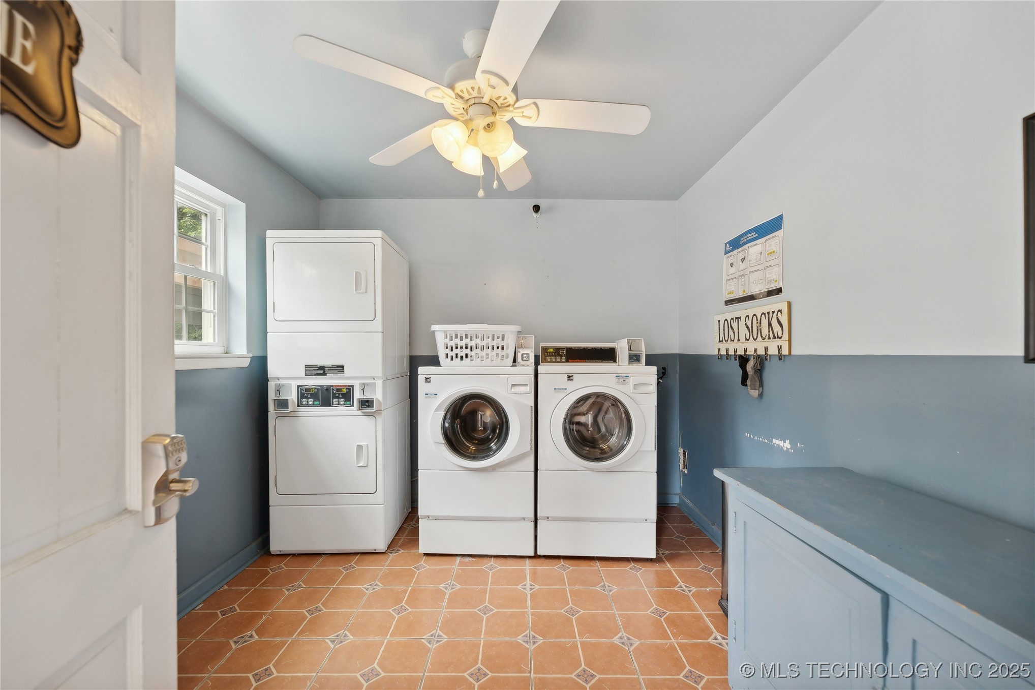 3701 S Riverside Drive 12 Property Photo 25