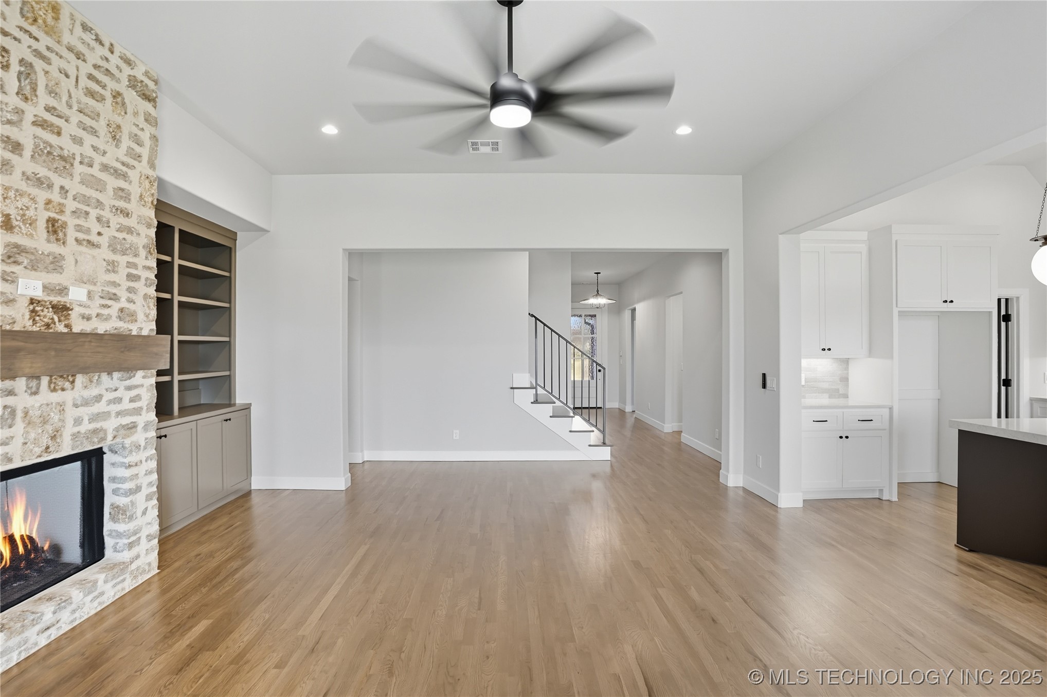 2838 E 141st Court S Property Photo 6