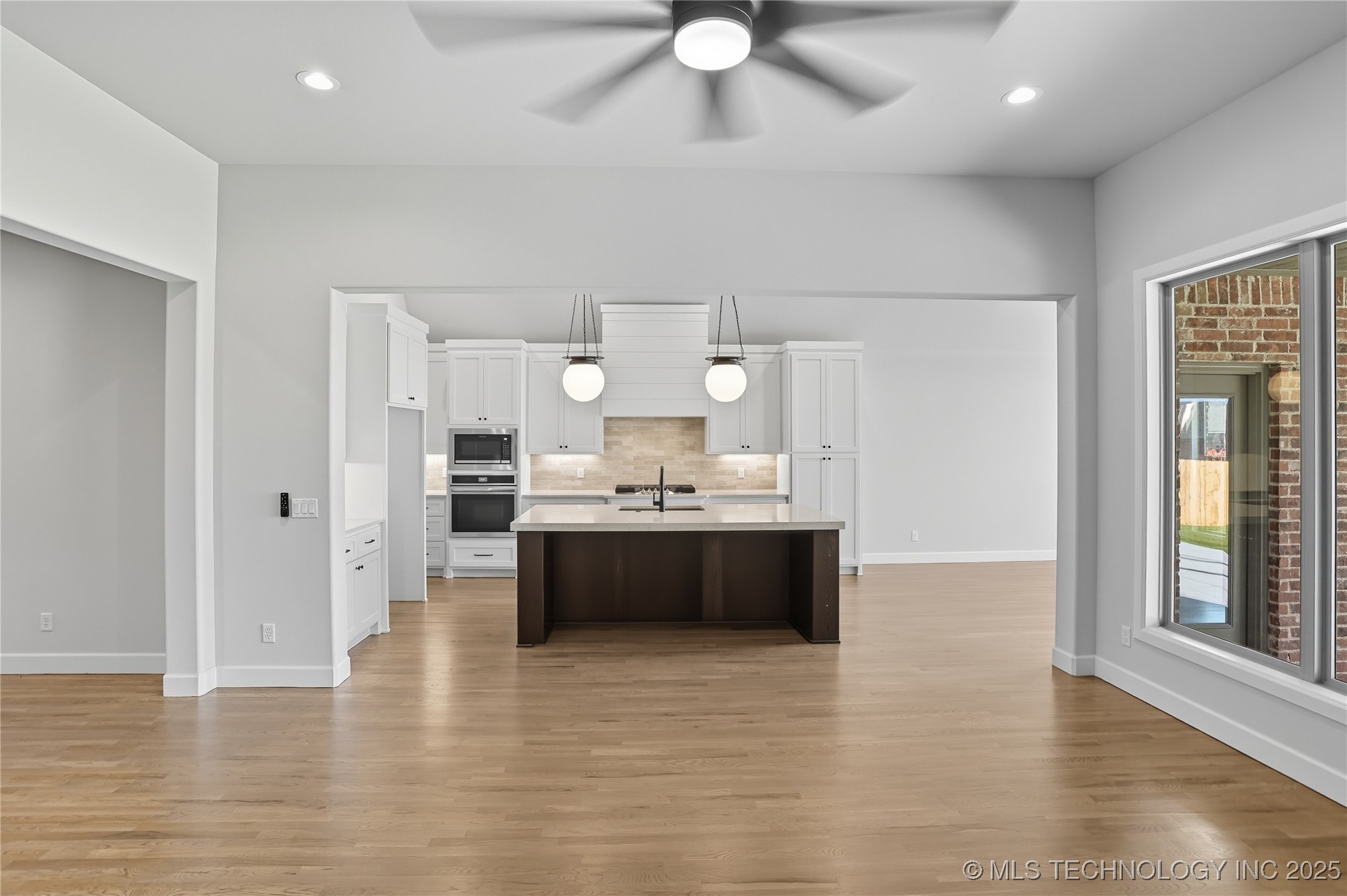 2838 E 141st Court S Property Photo 8