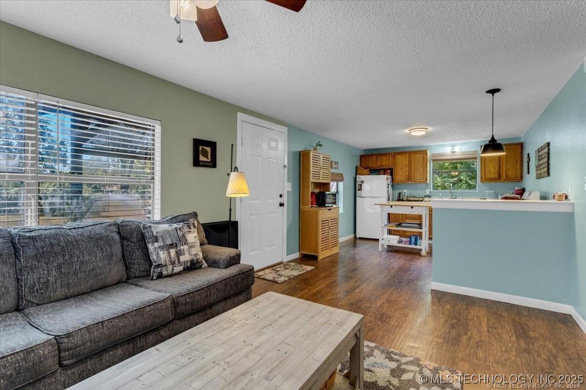 620 W Georgia Street Property Photo 6