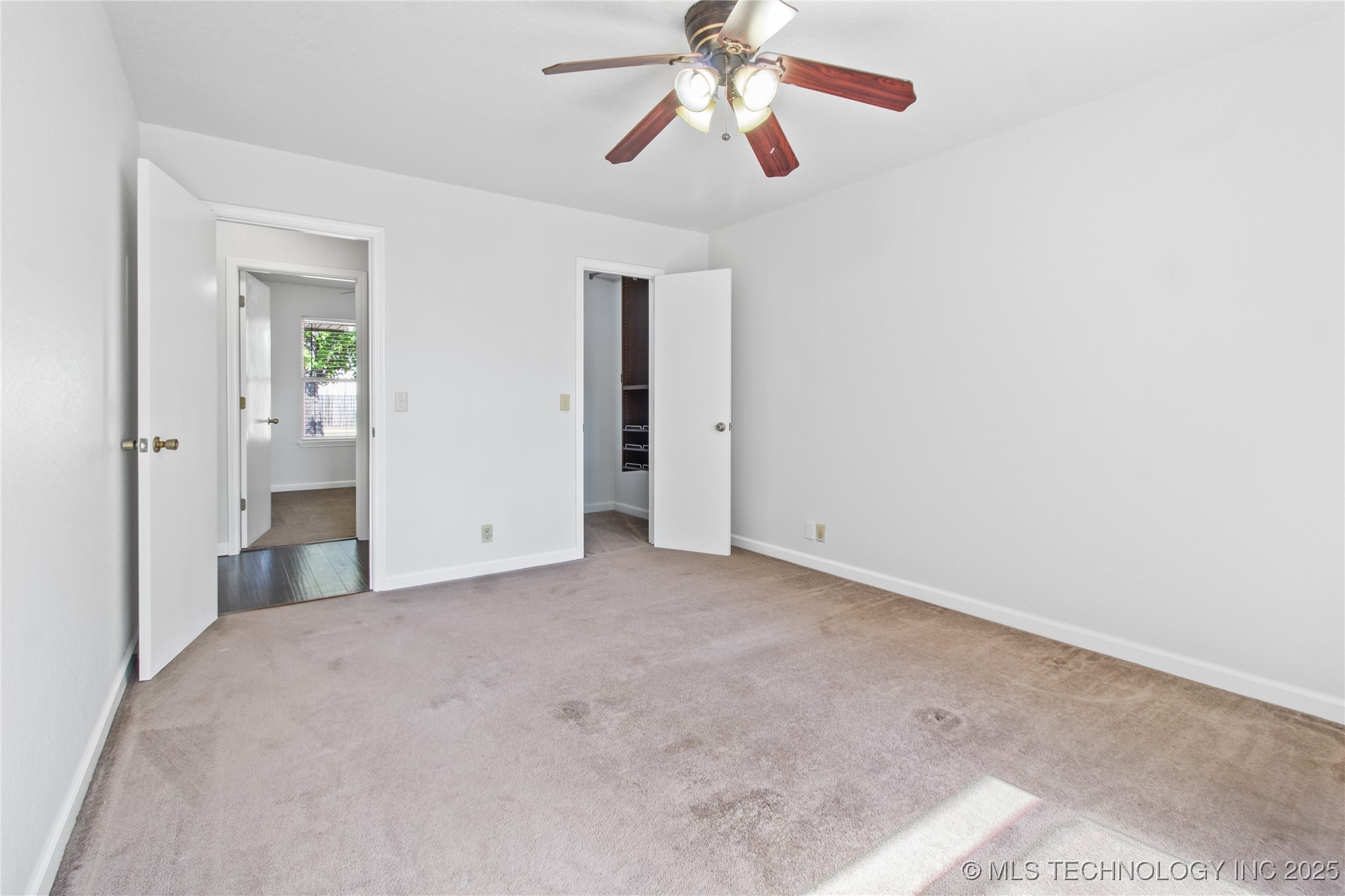 8214 N 122nd East Avenue Property Photo 10