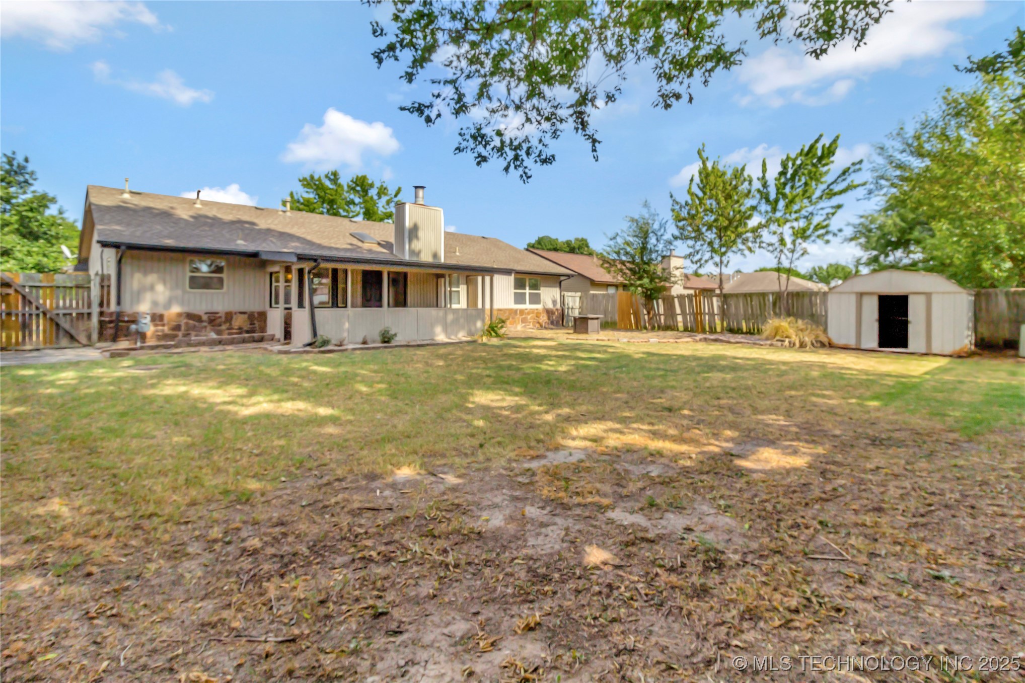 8214 N 122nd East Avenue Property Photo 17