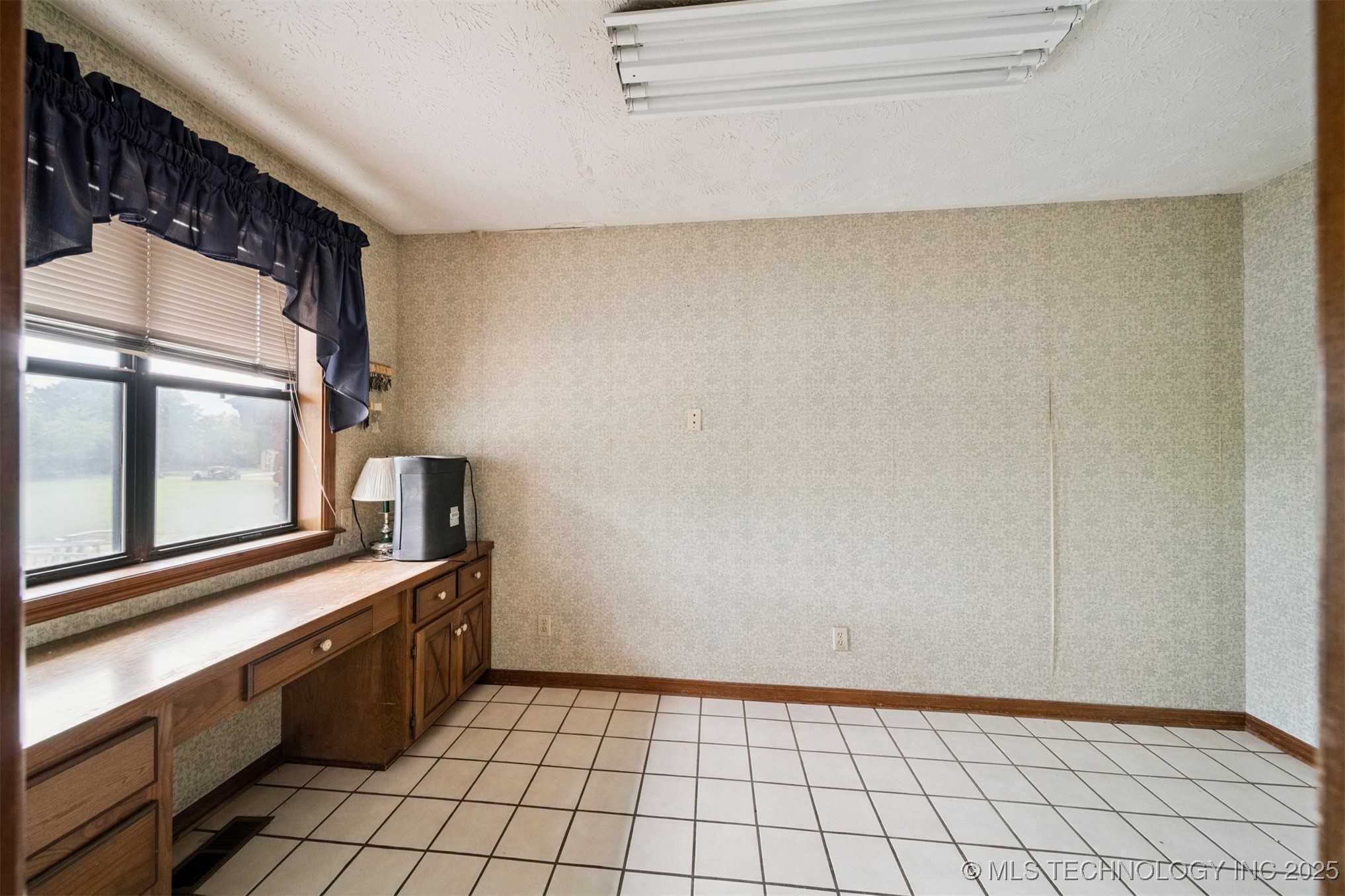 2495 W Country Club Road Property Photo 16