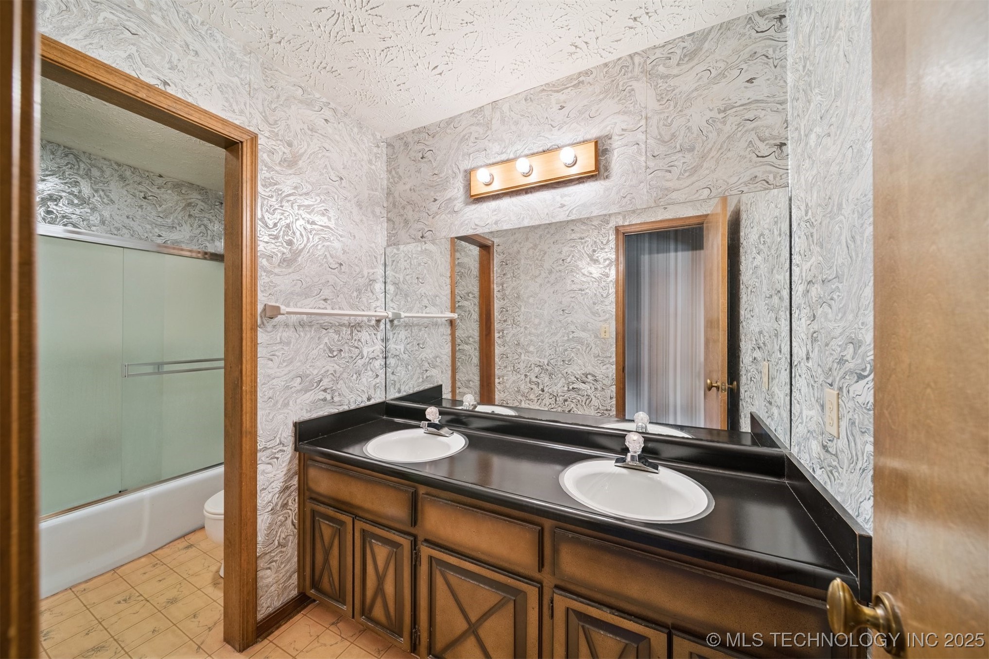 2495 W Country Club Road Property Photo 28