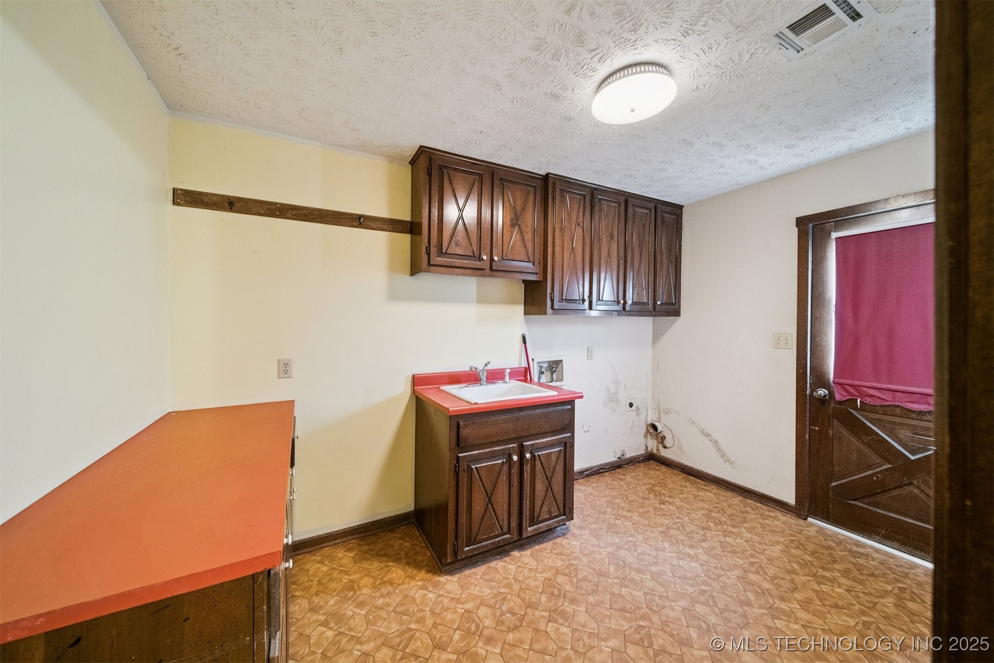 2495 W Country Club Road Property Photo 35