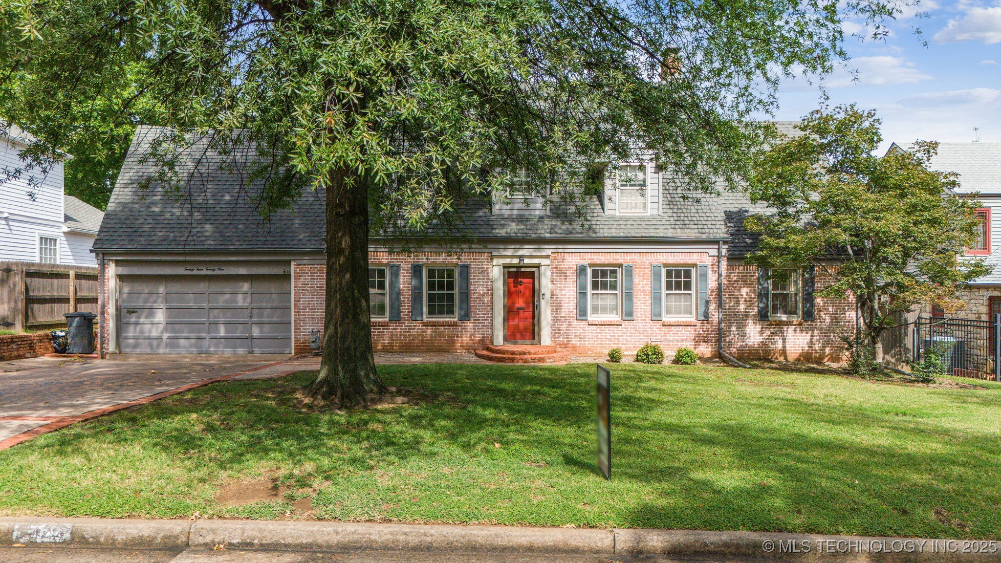 2429 E 22nd Place Property Photo 1