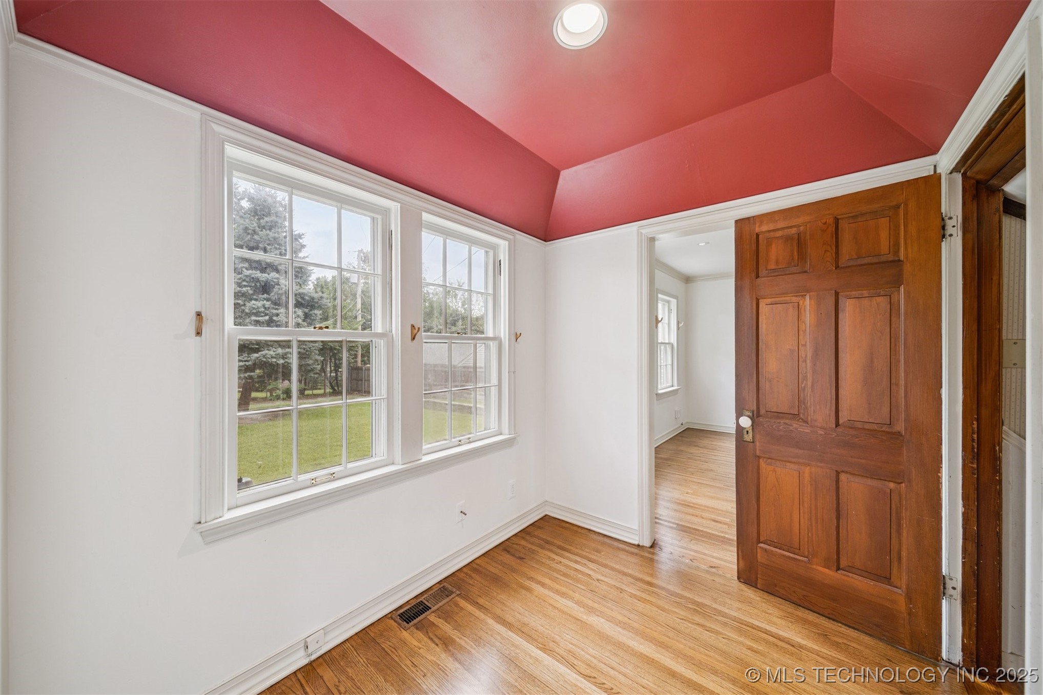 2429 E 22nd Place Property Photo 12