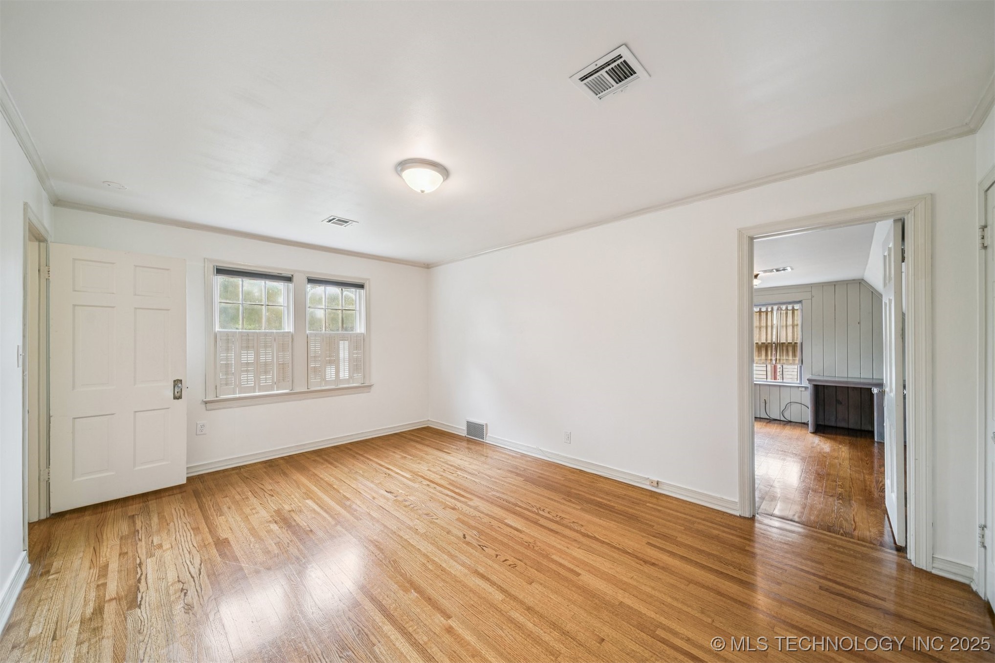 2429 E 22nd Place Property Photo 22