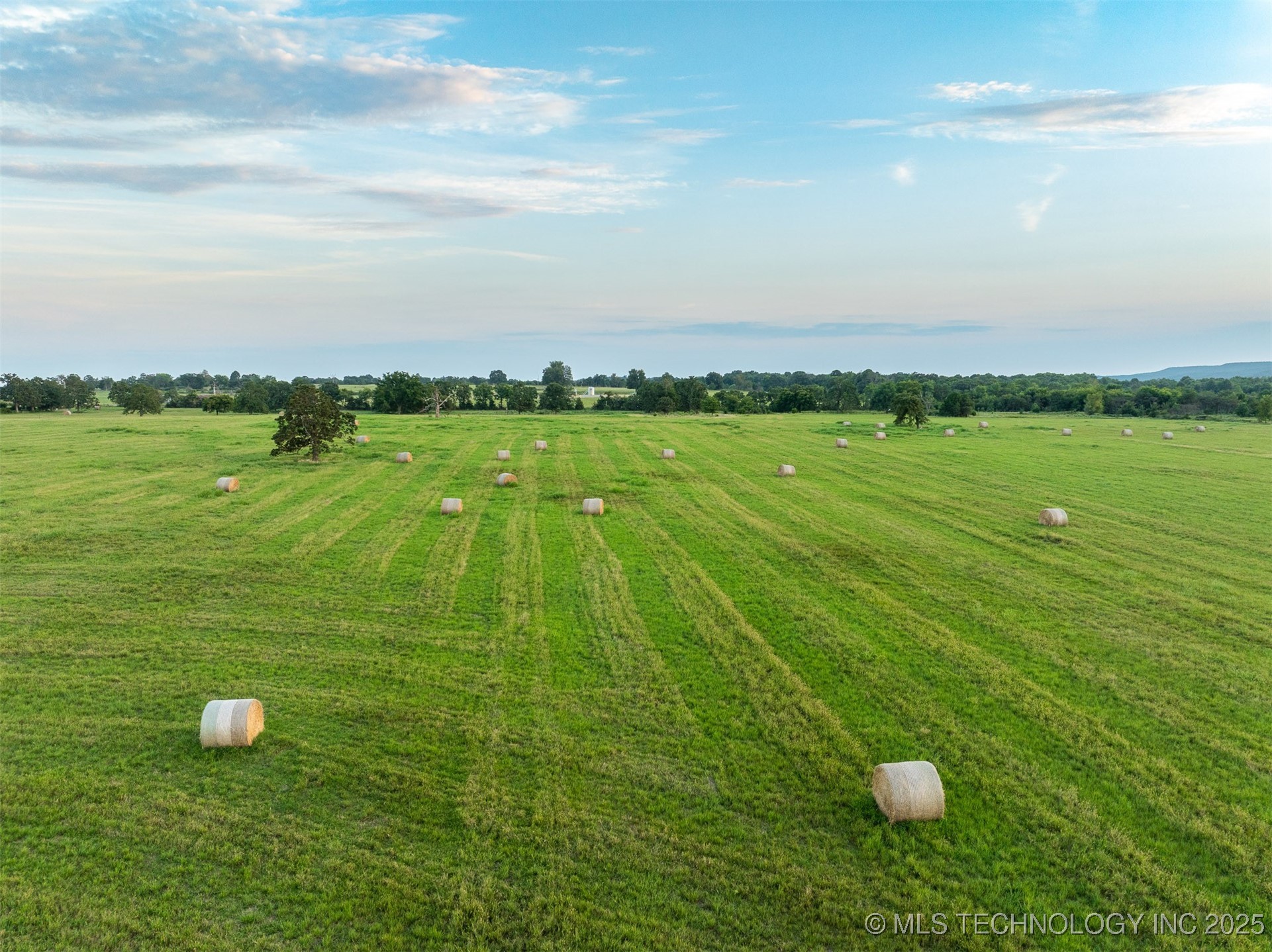 2 Bucklucksy Road Property Photo 4