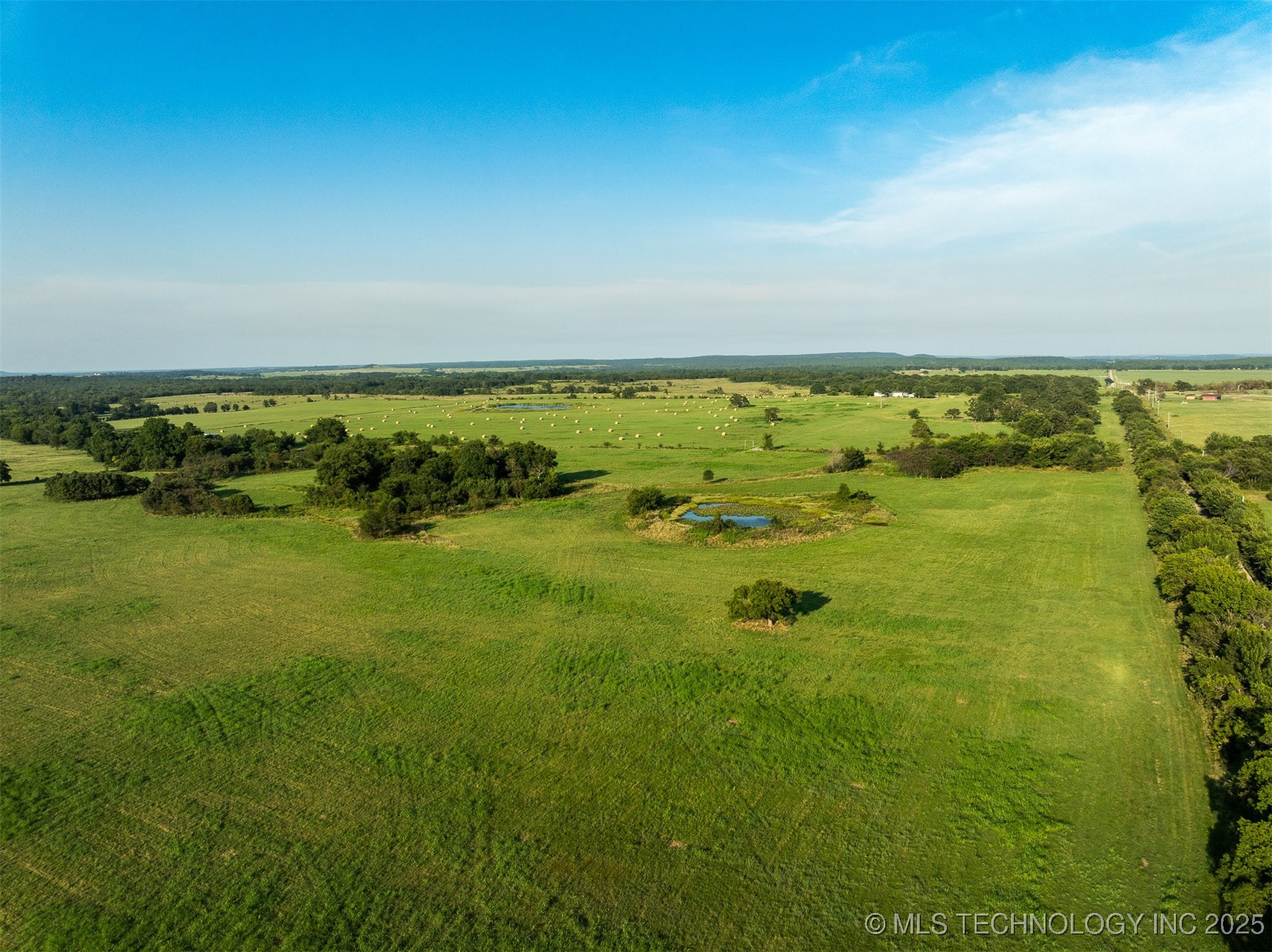 2 Bucklucksy Road Property Photo 9