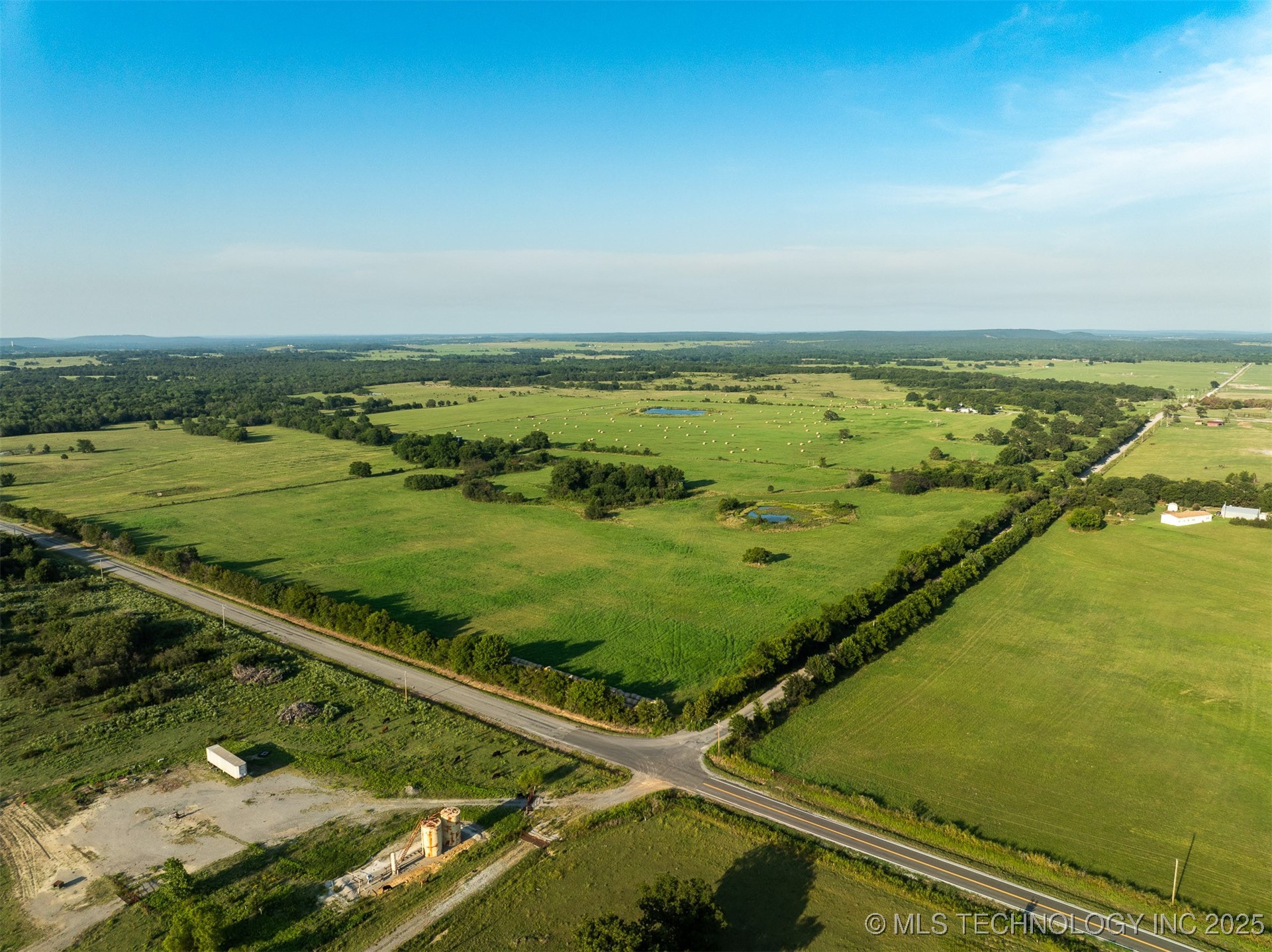 2 Bucklucksy Road Property Photo 10