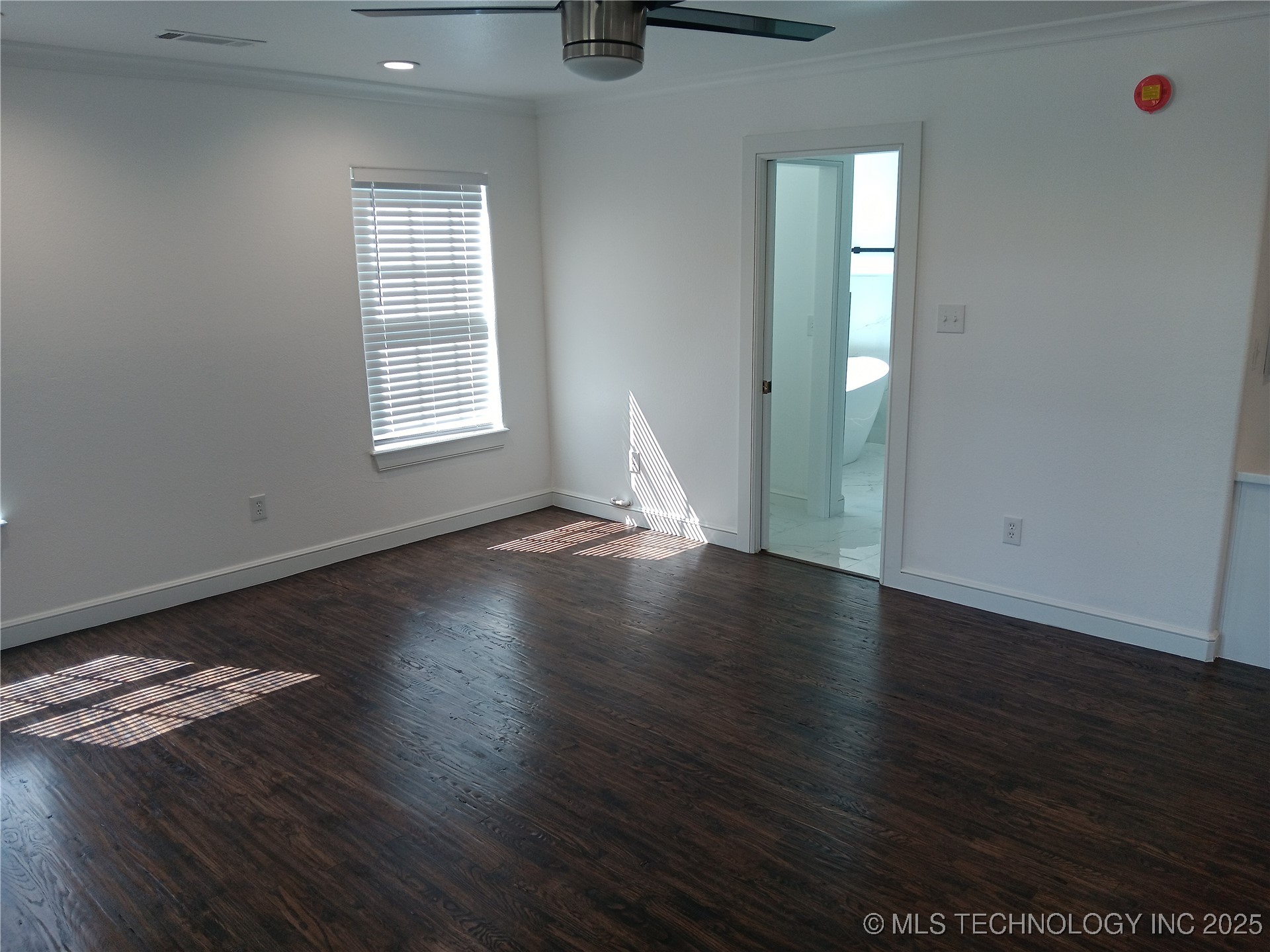 5770 W 41st Street Property Photo 12