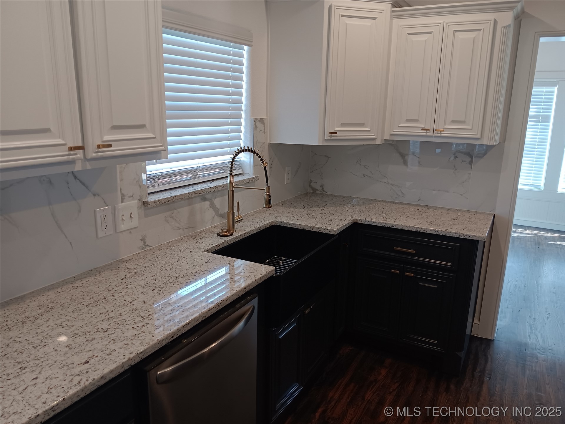 5770 W 41st Street Property Photo 33