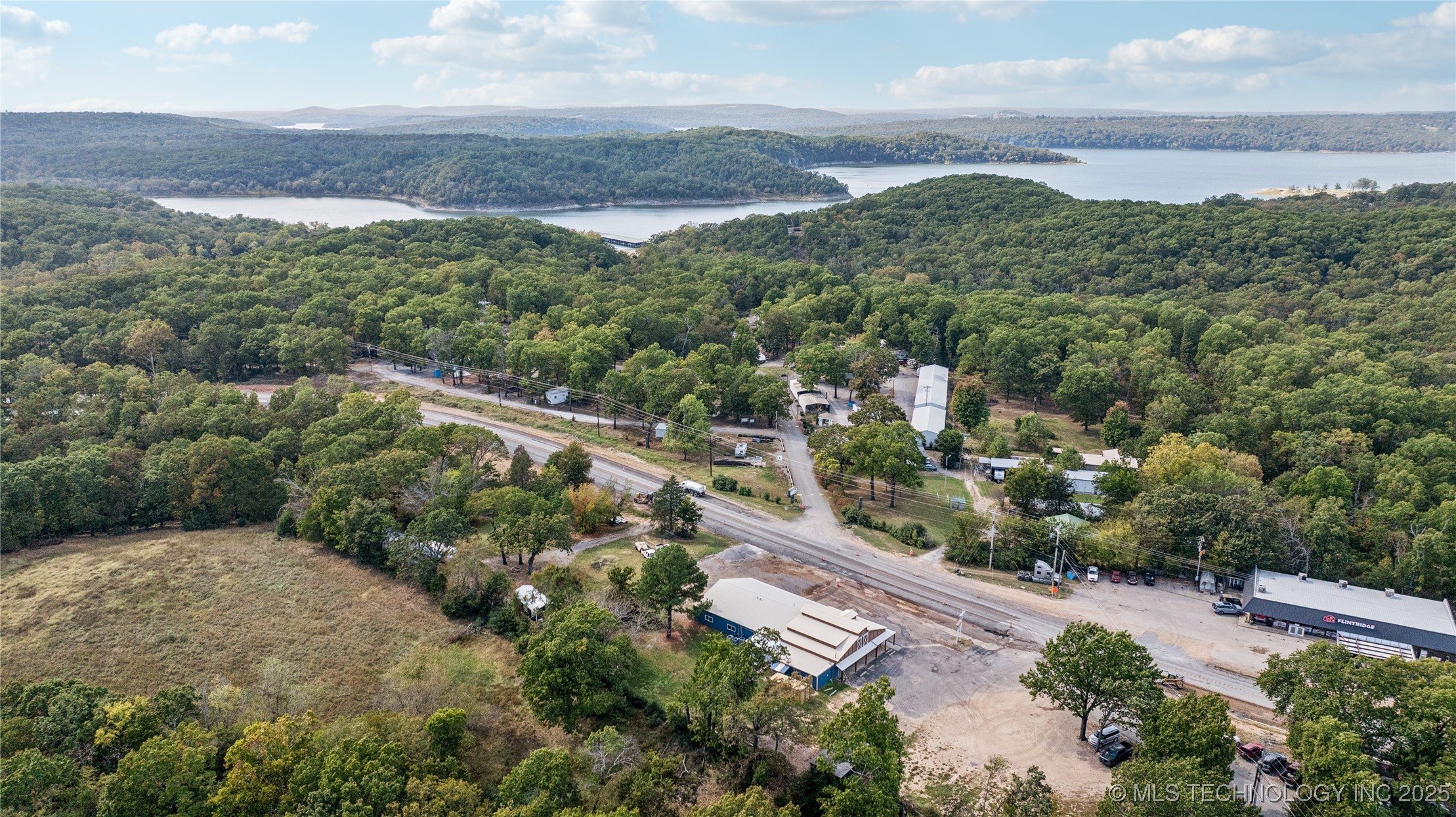 29301 Highway 82 Property Photo 2