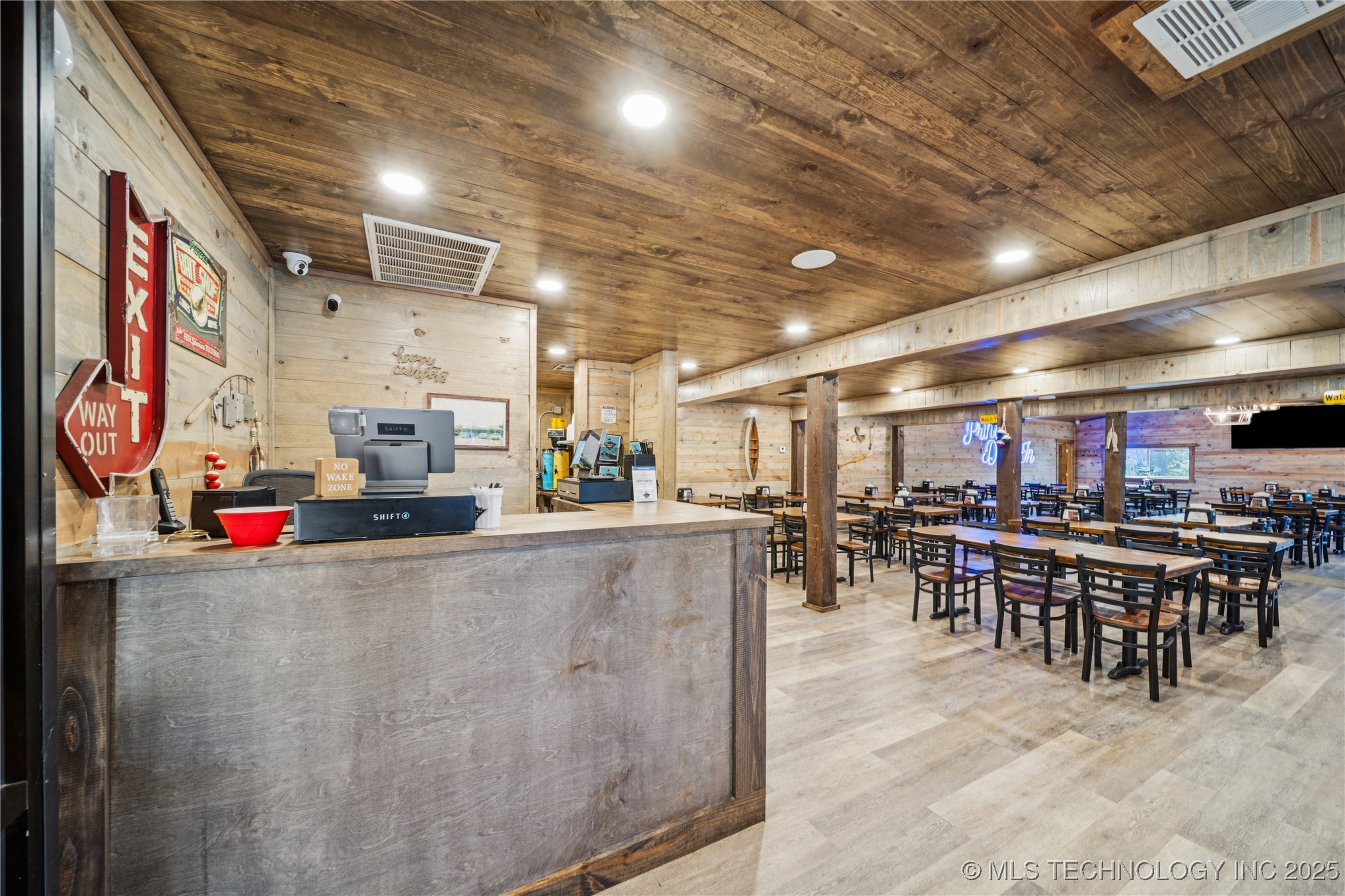 29301 Highway 82 Property Photo 9