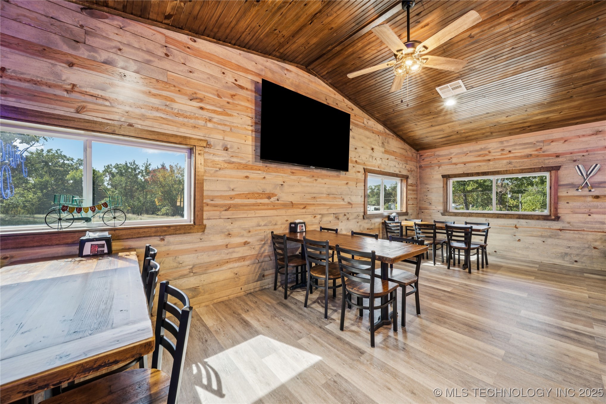 29301 Highway 82 Property Photo 15