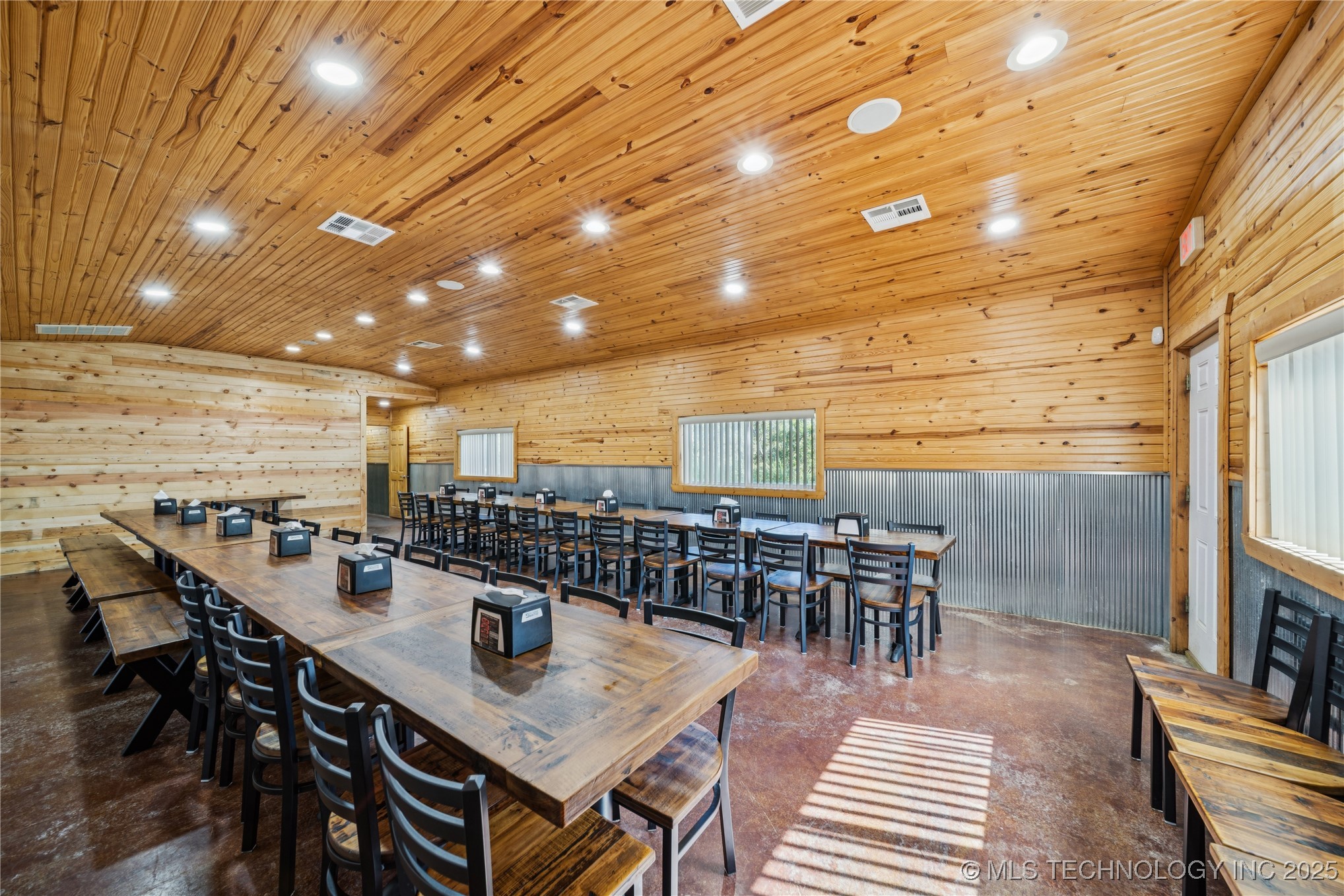 29301 Highway 82 Property Photo 20