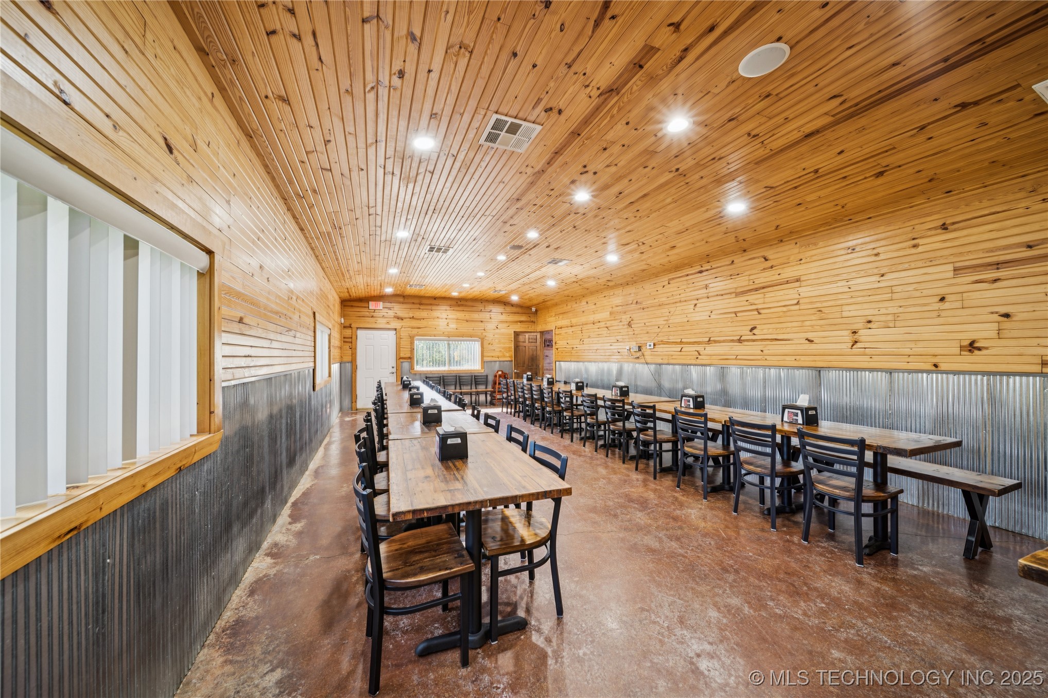 29301 Highway 82 Property Photo 21