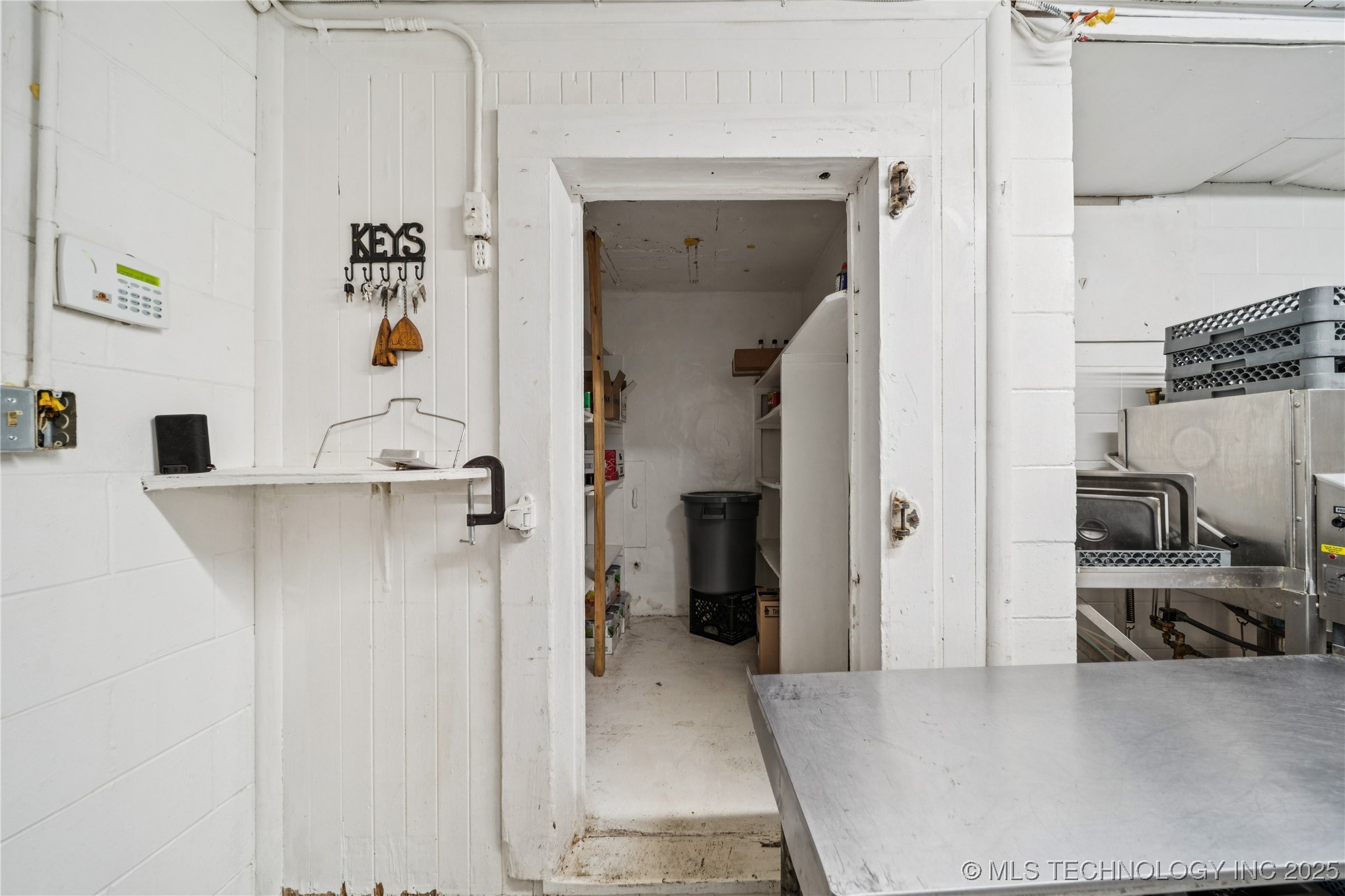 29301 Highway 82 Property Photo 32