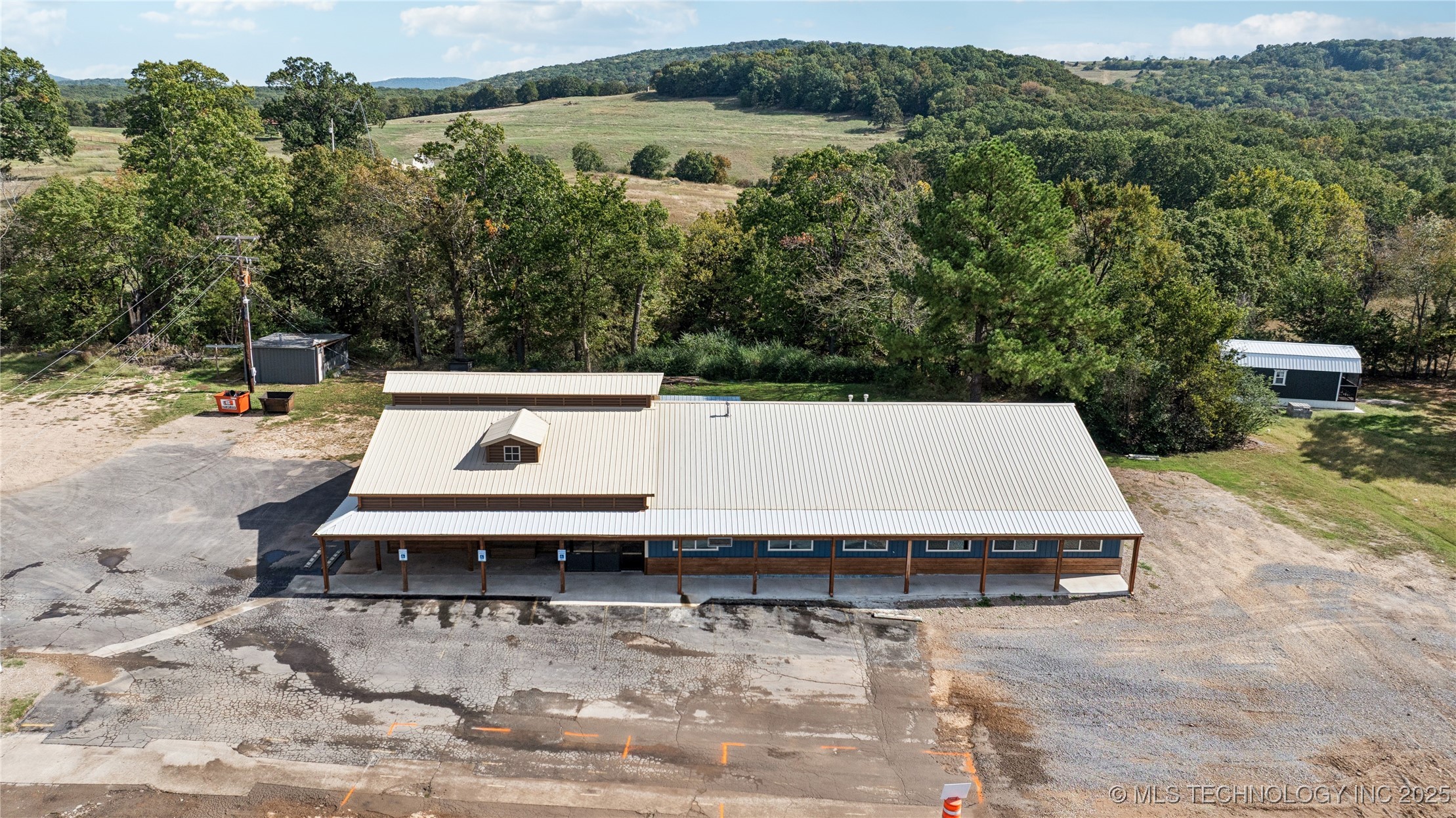 29301 Highway 82 Property Photo 52