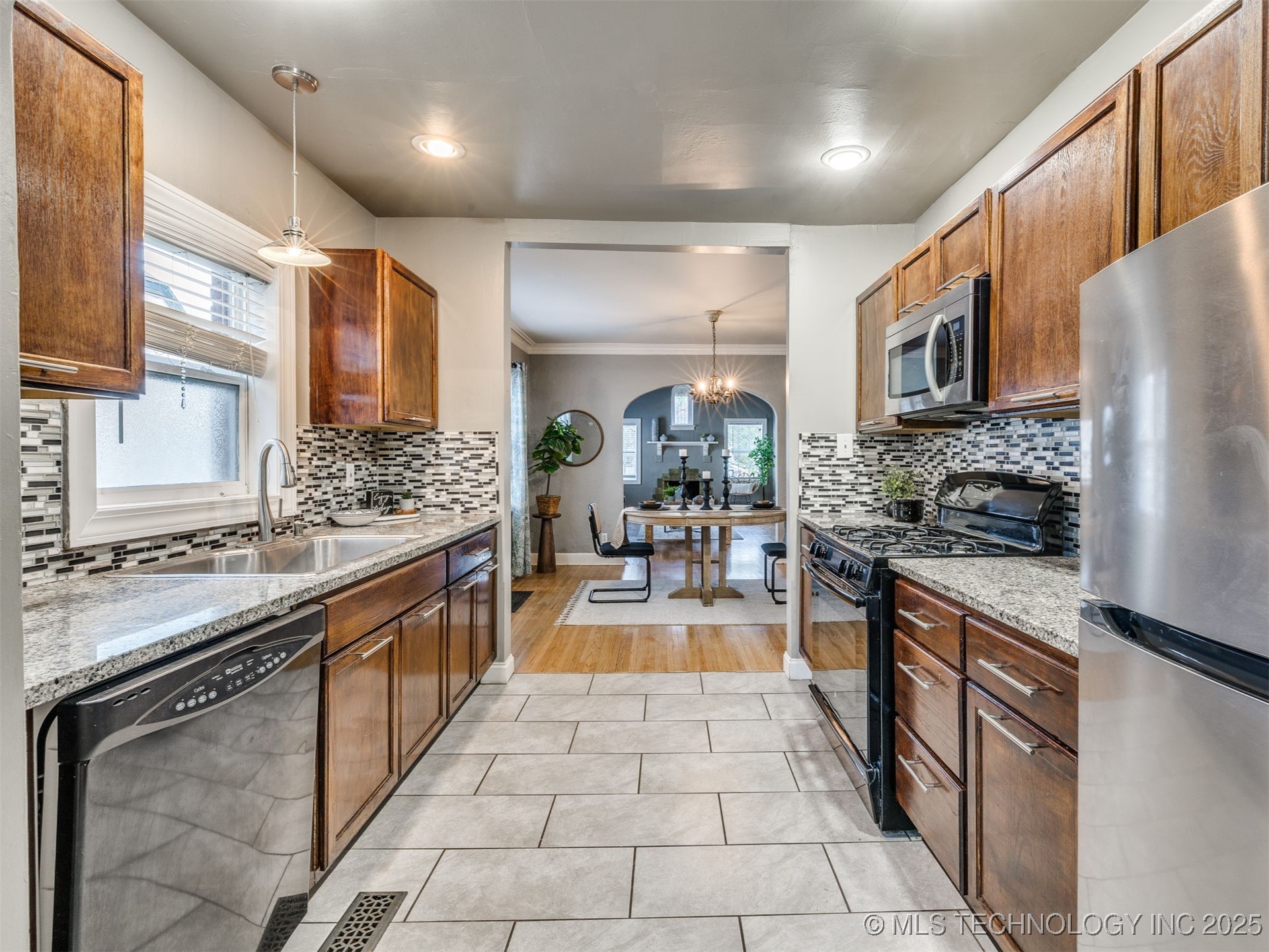 2432 N Boston Avenue Property Photo 24