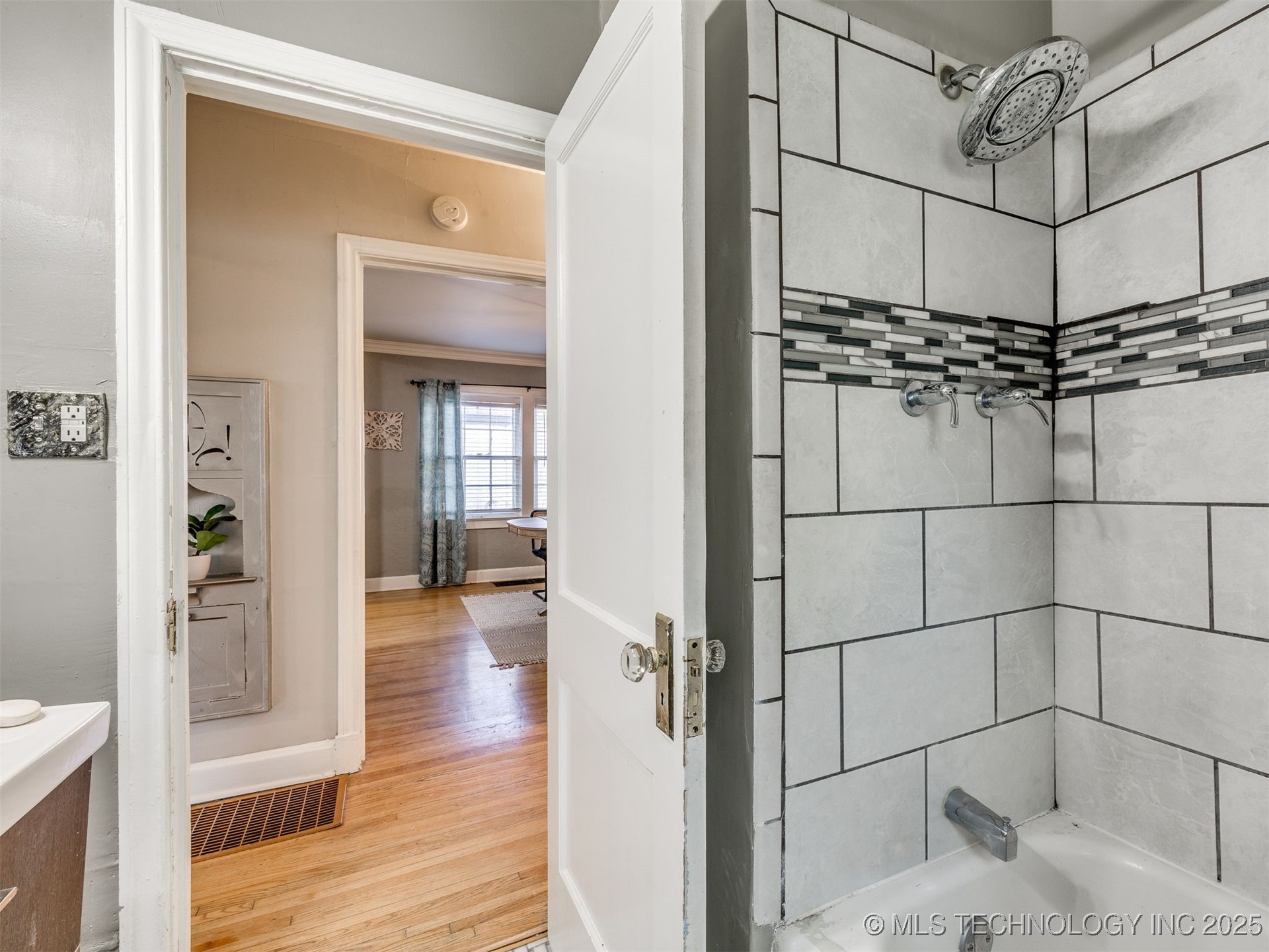 2432 N Boston Avenue Property Photo 33