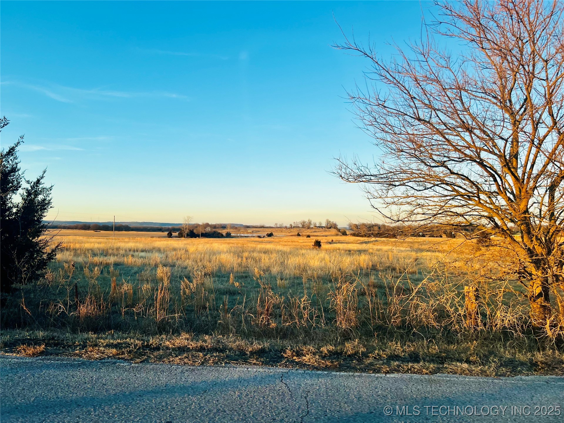 10 N 52nd West Avenue Property Photo 4