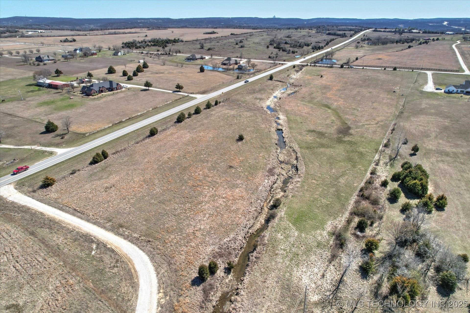 10 N 52nd West Avenue Property Photo 8