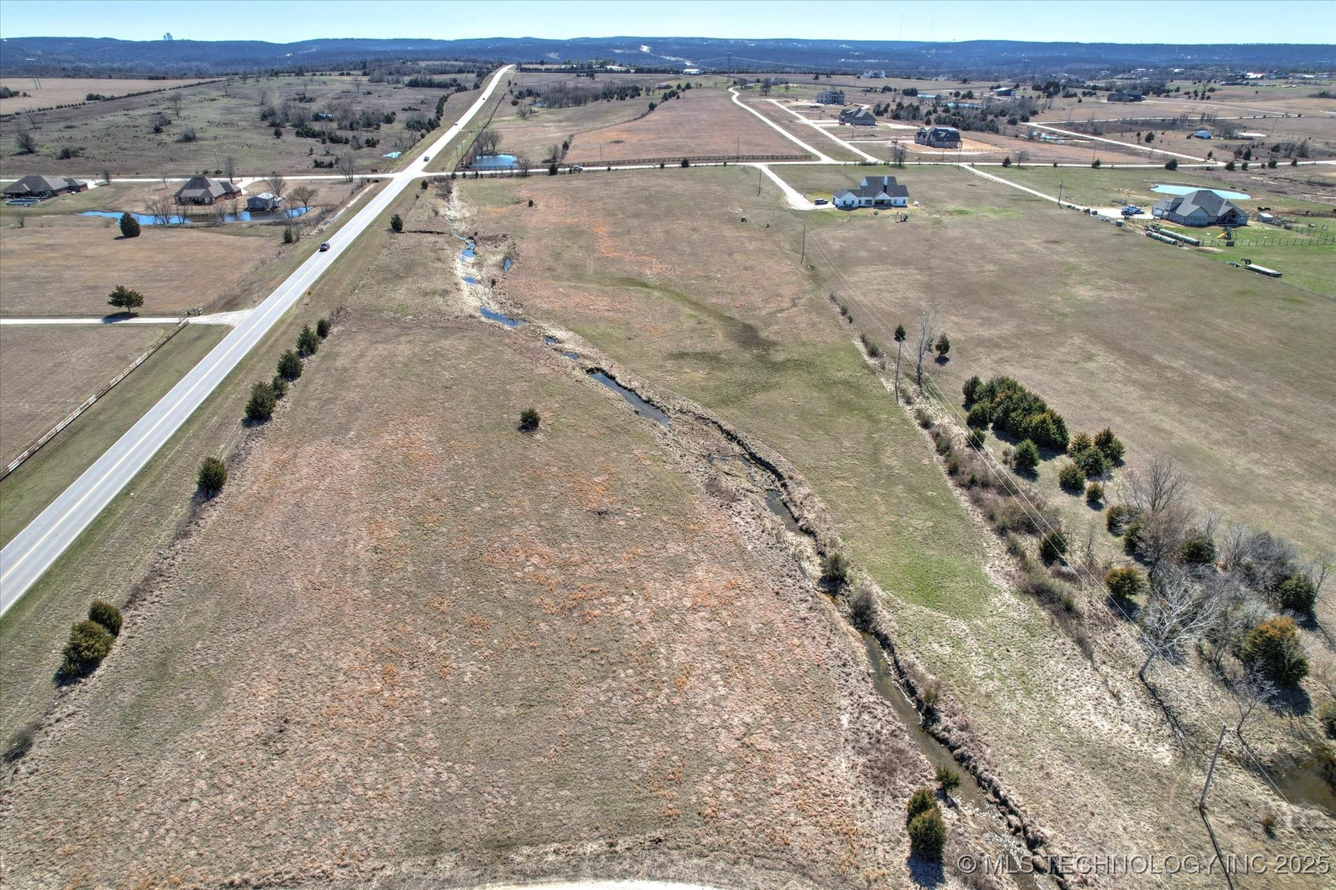 10 N 52nd West Avenue Property Photo 9