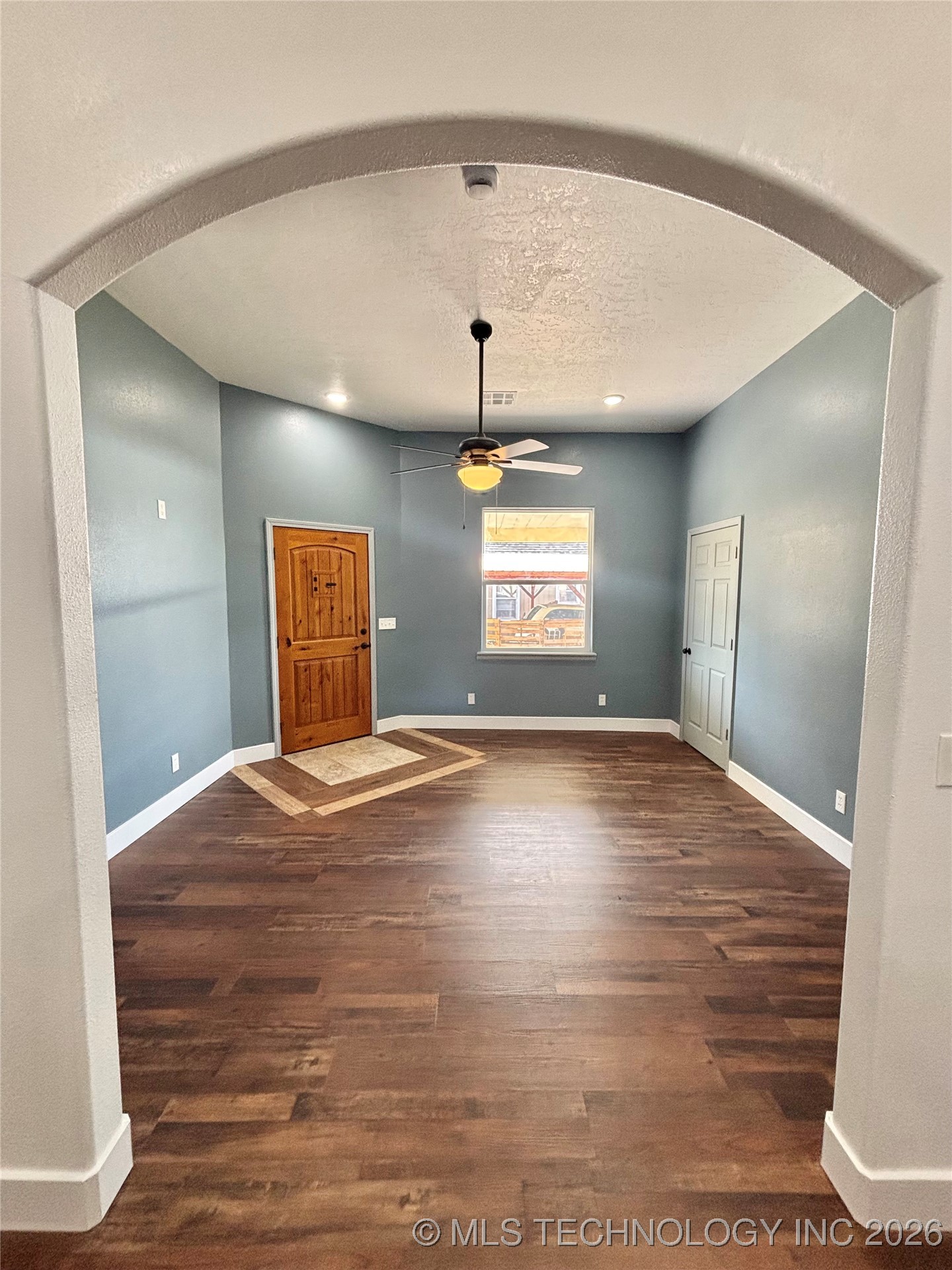 609 N C Street Property Photo 8