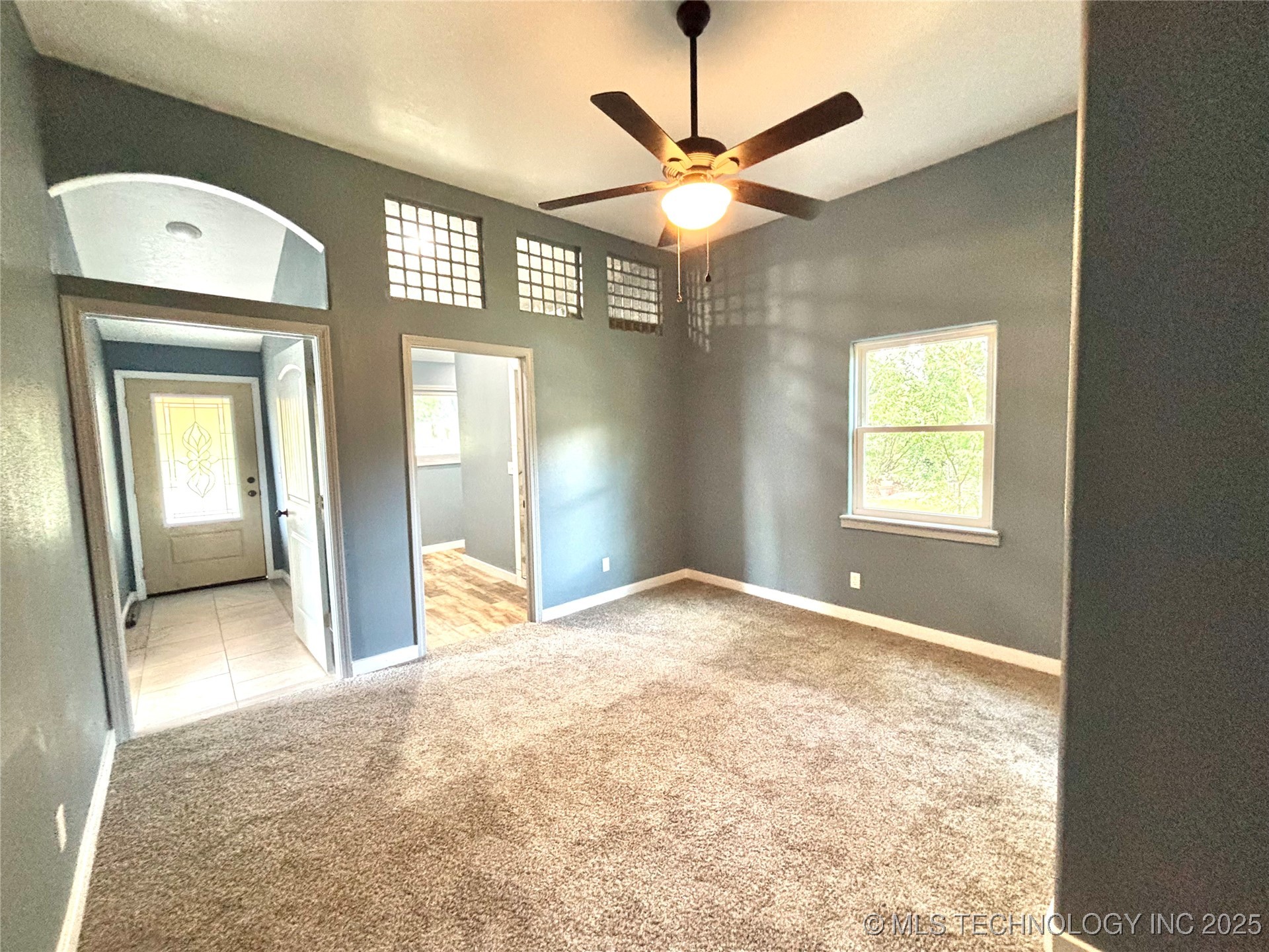 609 N C Street Property Photo 9